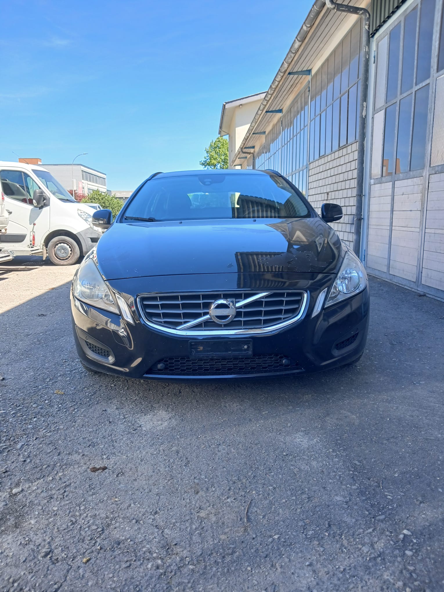 VOLVO V60 D4 Momentum Geartronic