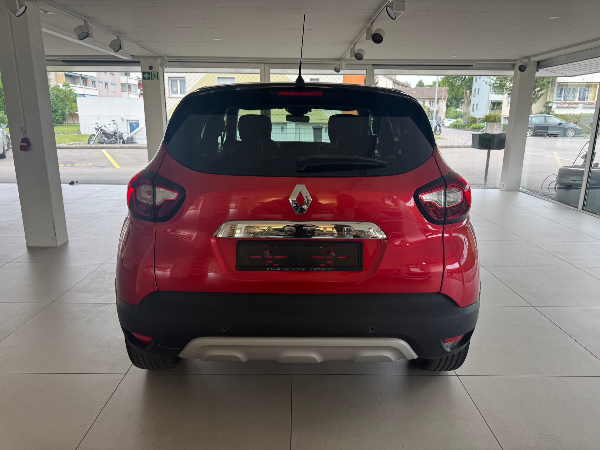 RENAULT Captur 0.9 12V Intens-image-7