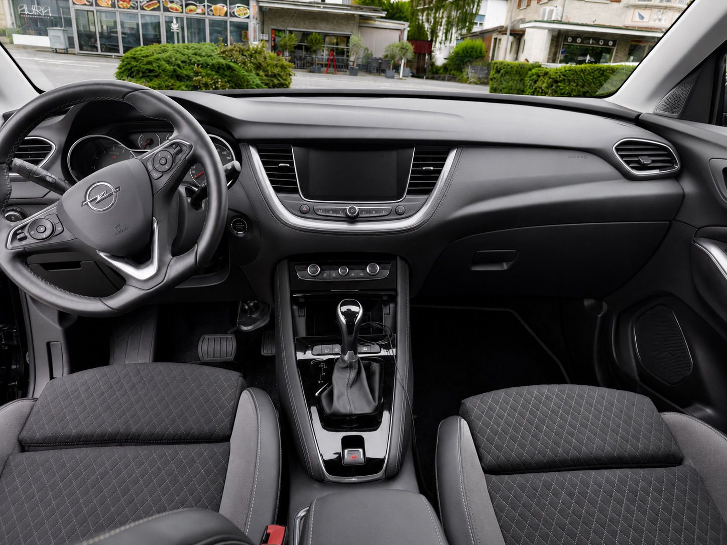 OPEL Grandland X 1.6 TP Excellence Automatik-image-4