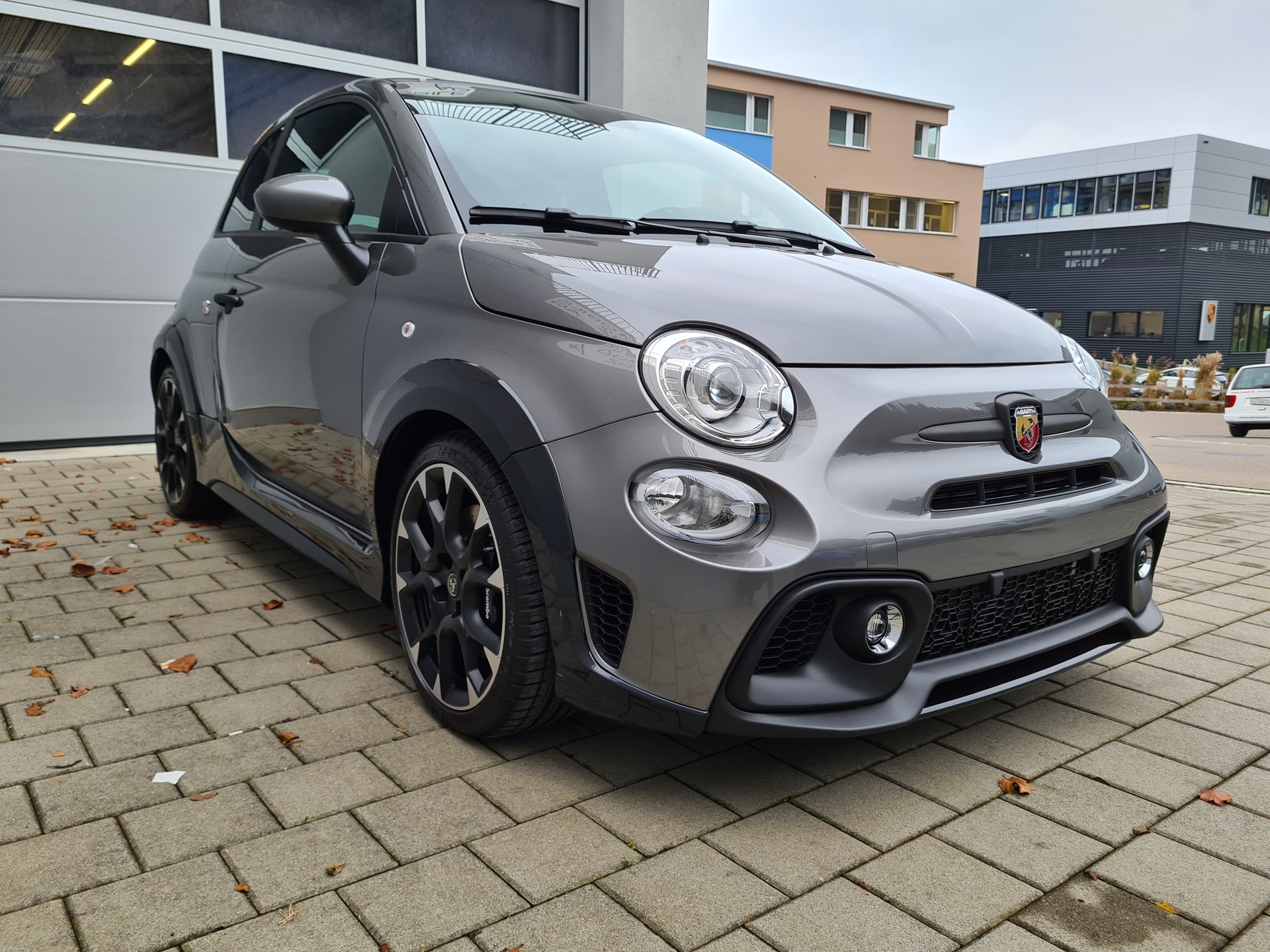 FIAT 695 1.4 16V Turbo Abarth 131 Rally Tributo-image-4