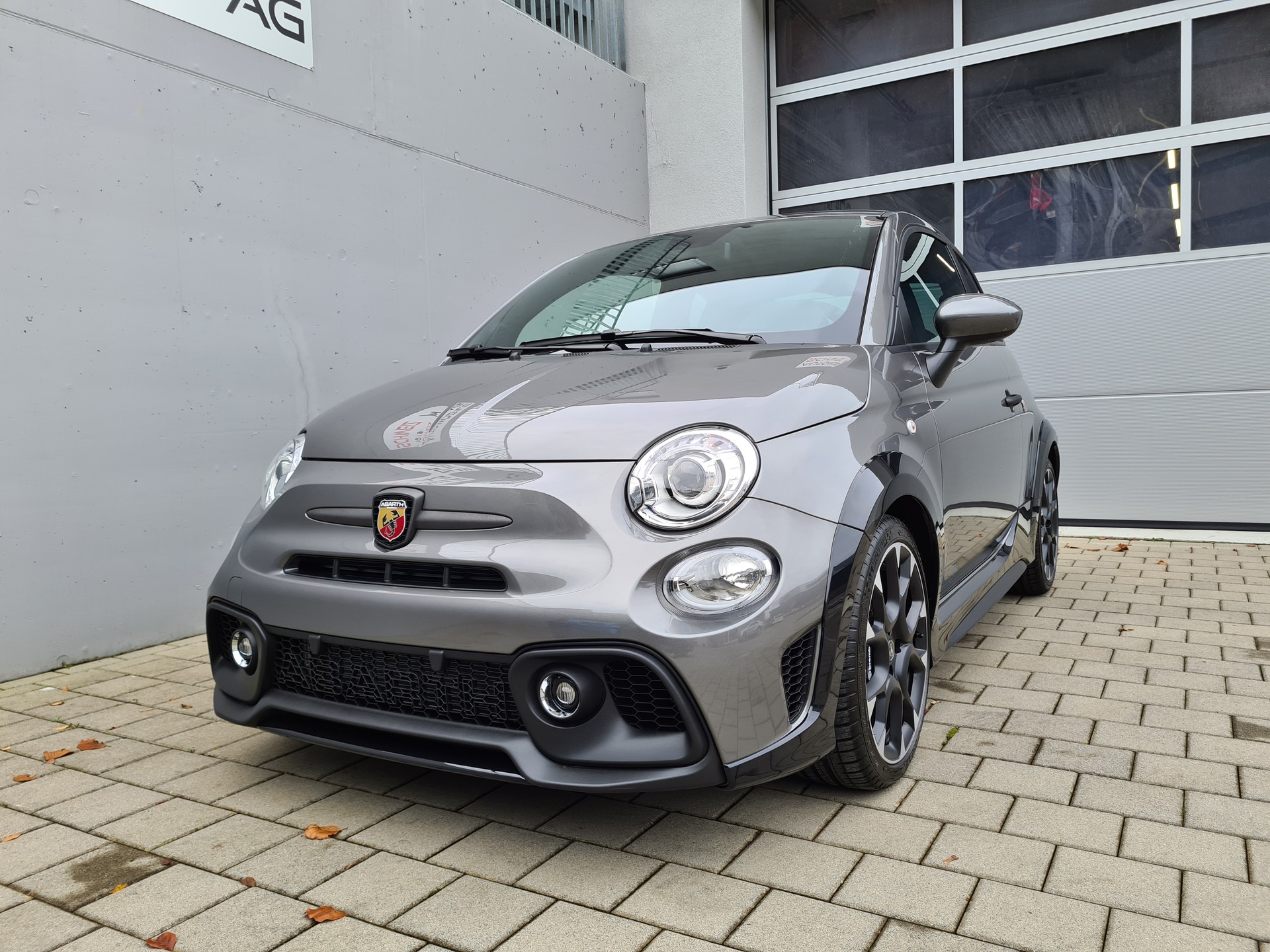 FIAT 695 1.4 16V Turbo Abarth 131 Rally Tributo-image-2