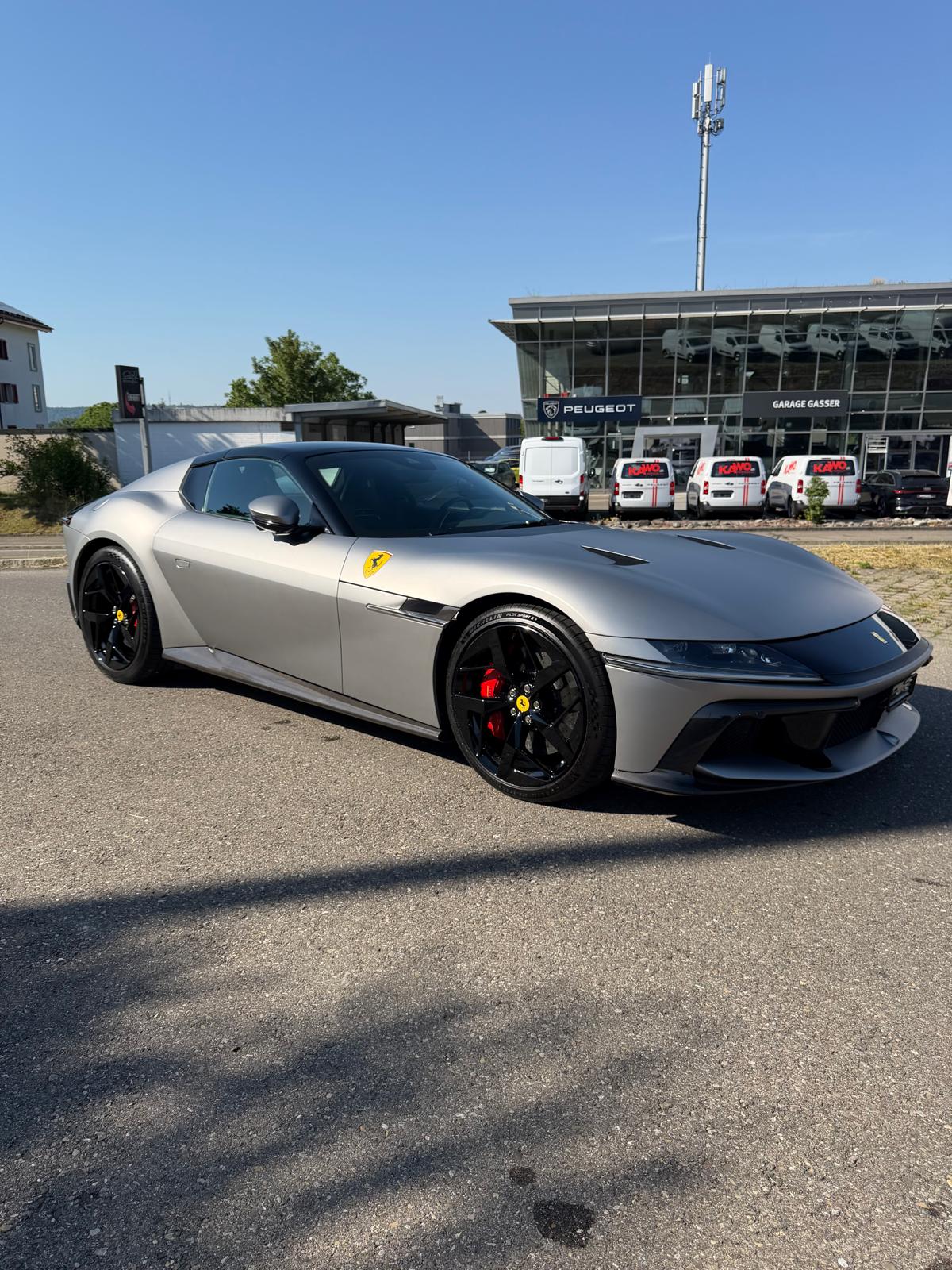 FERRARI 12 Cilindri Spider-image-10