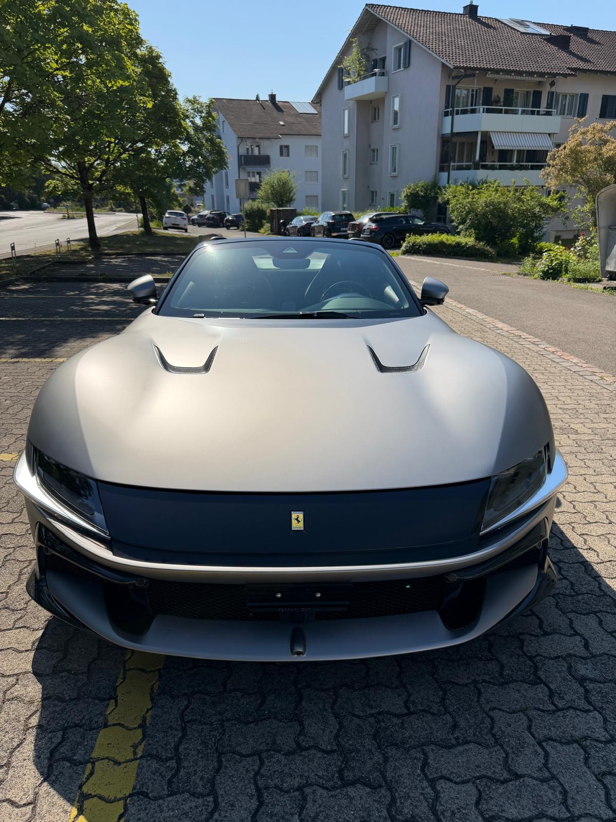FERRARI 12 Cilindri Spider-image-12