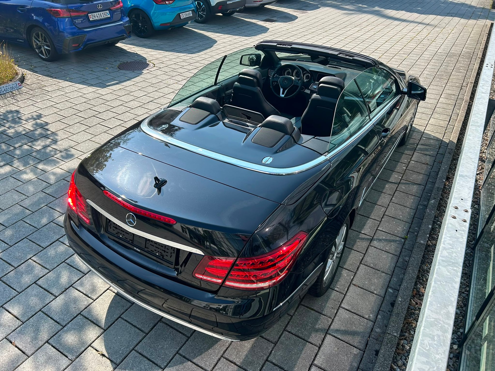MERCEDES-BENZ E 250 7G-Tronic-image-17