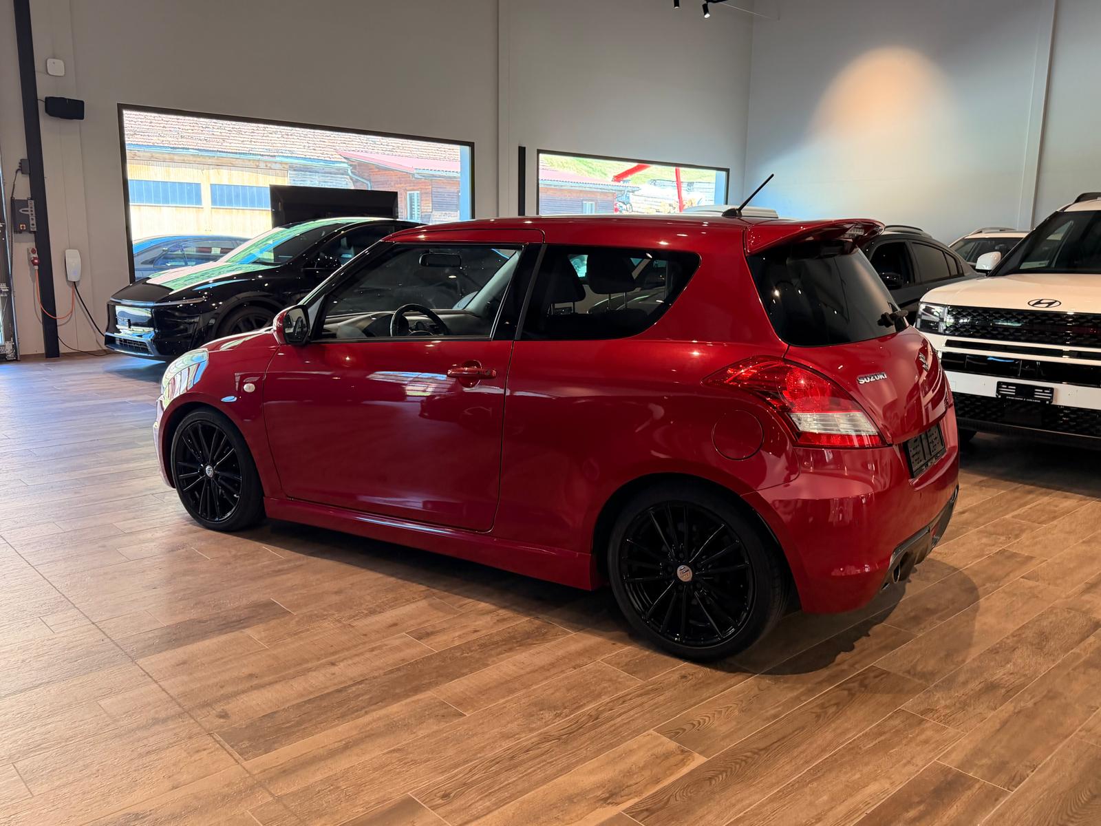 SUZUKI Swift 1.6i 16V Sport-image-11