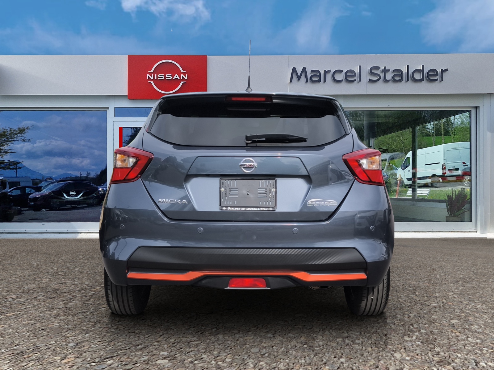 NISSAN Micra 0.9 IG-T N-Connecta-image-3