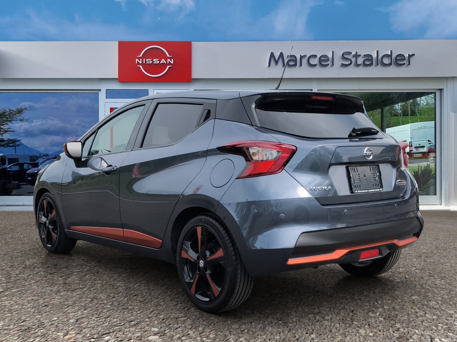 NISSAN Micra 0.9 IG-T N-Connecta-image-2