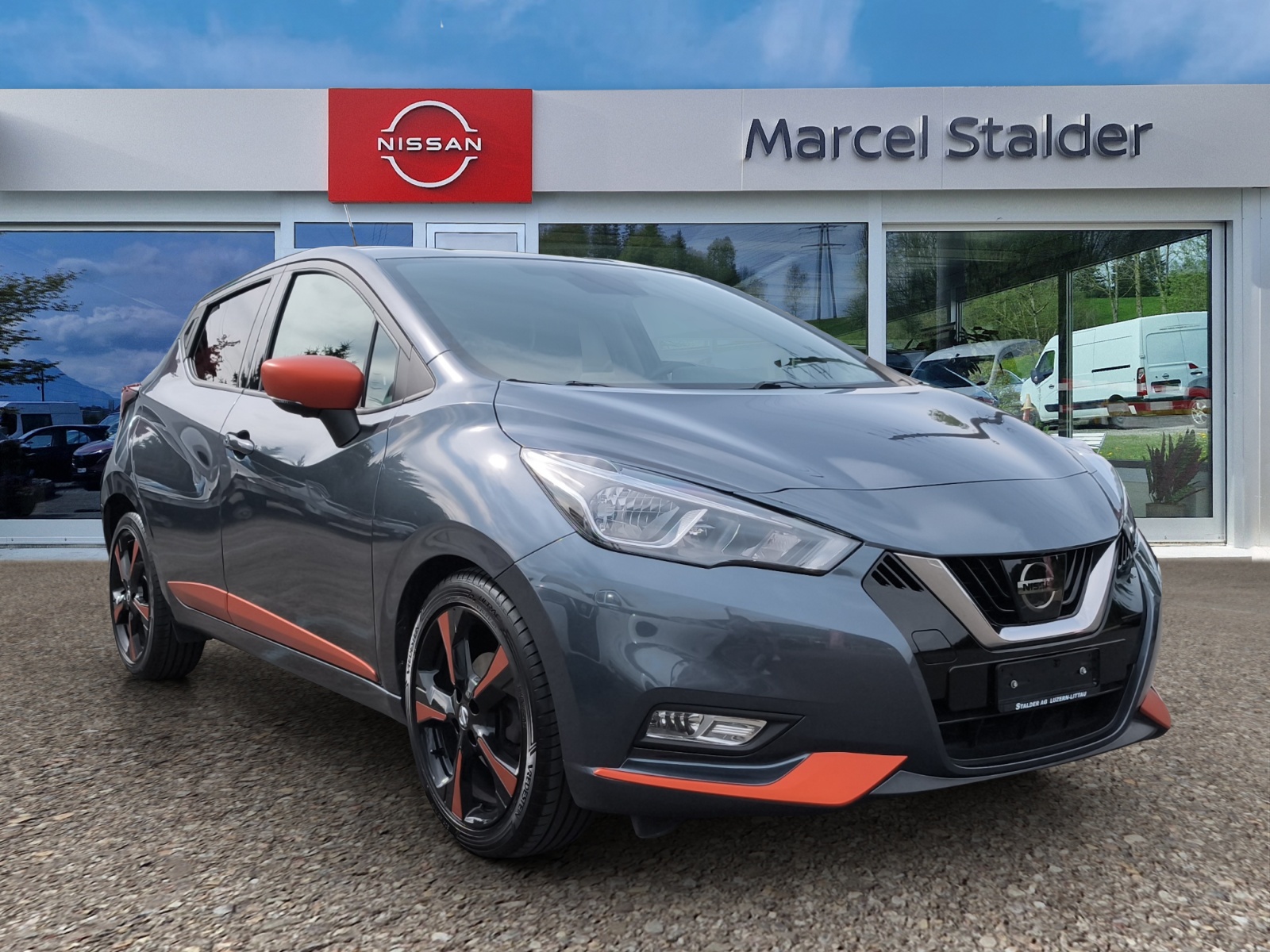 NISSAN Micra 0.9 IG-T N-Connecta-image-6