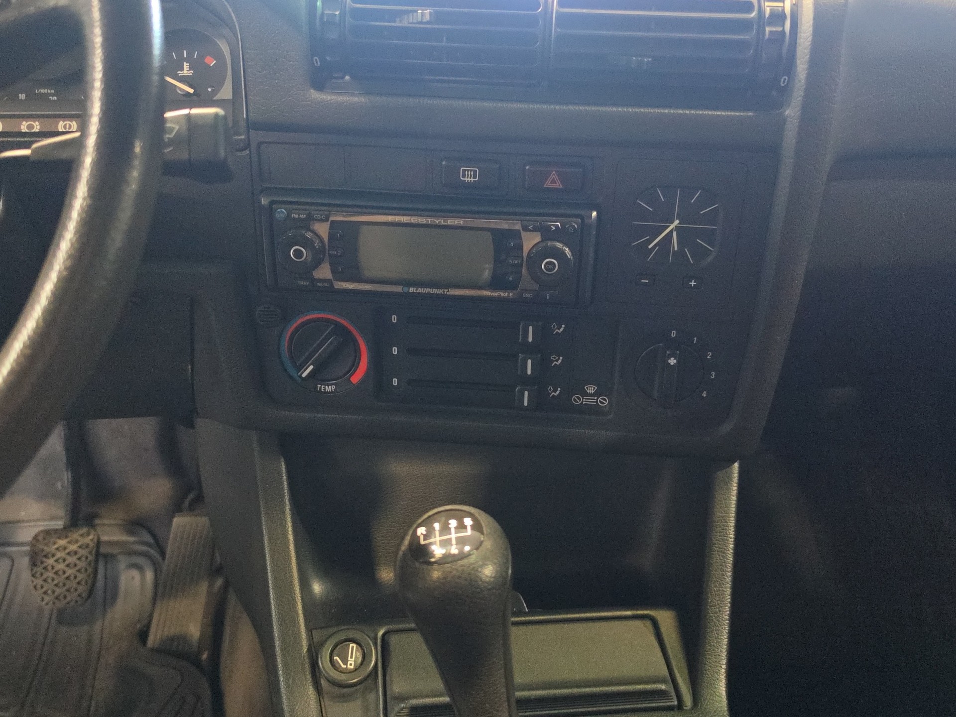 BMW 325 iX Baur TC Targa Veteraneneintrag-image-14