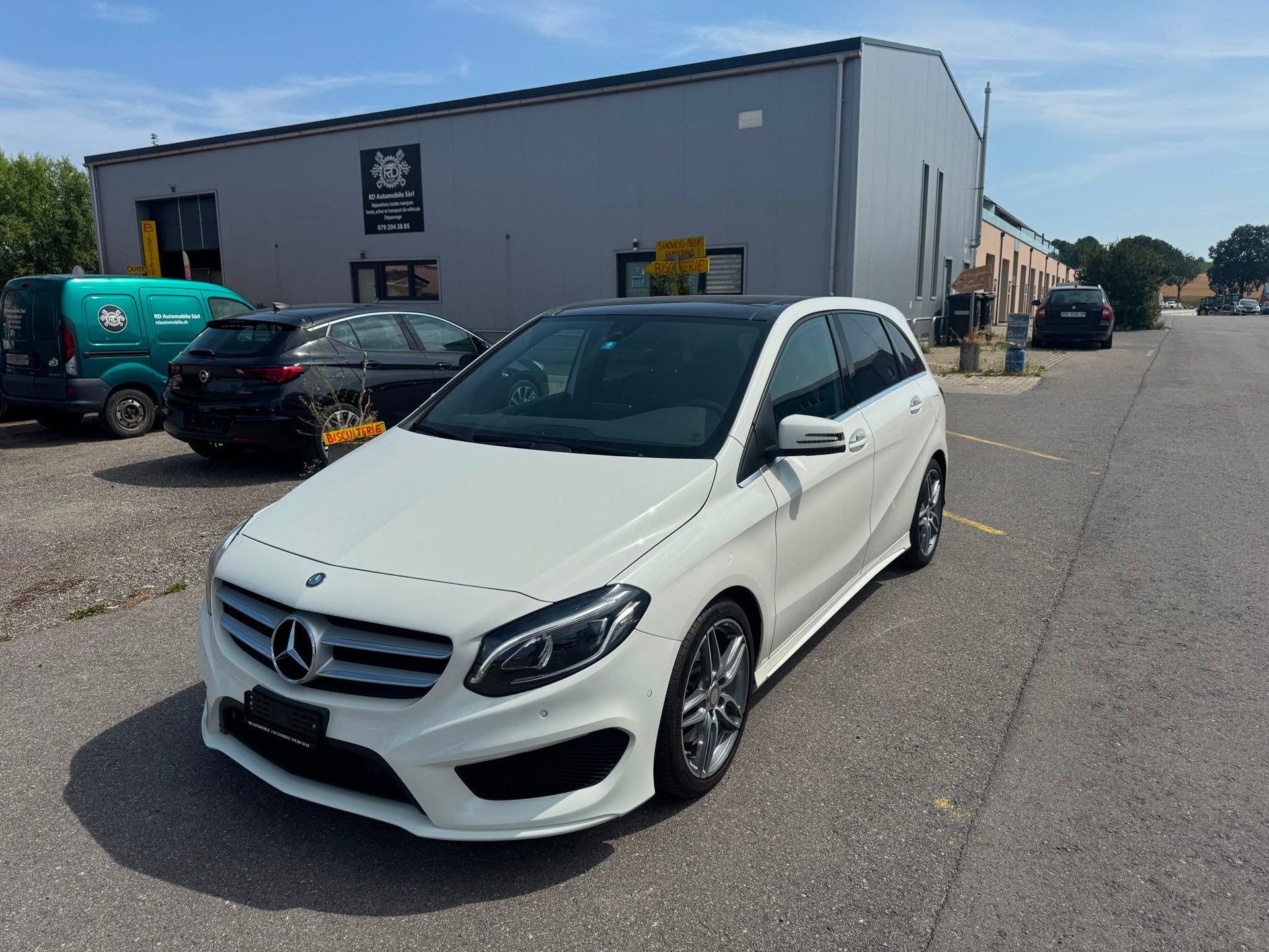 MERCEDES-BENZ B 220 AMG Line 4Matic 7G-DCT