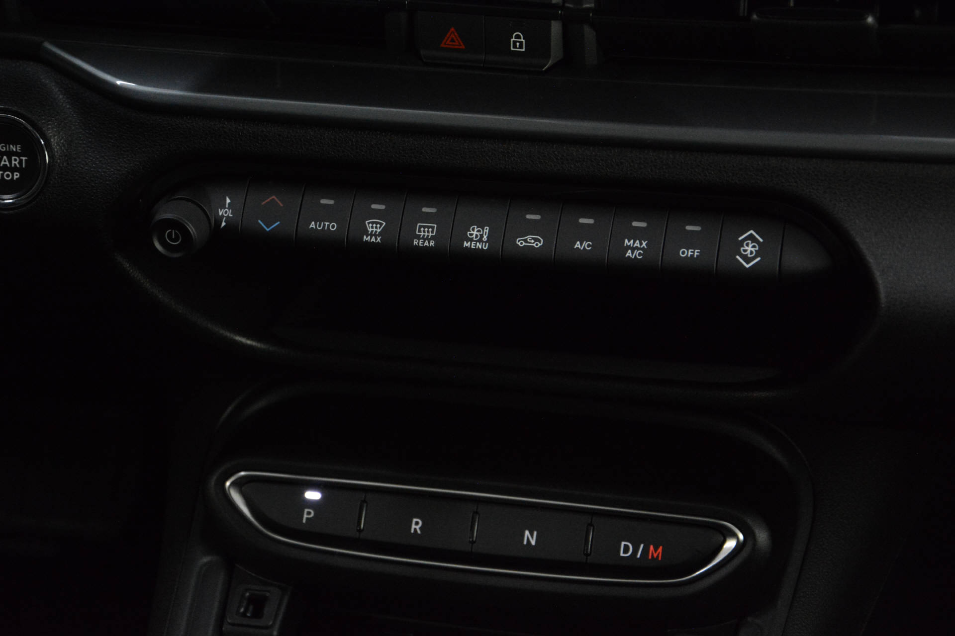 FIAT FIAT 600 1.2 Hybrid MHEV 145 Cult-image-16