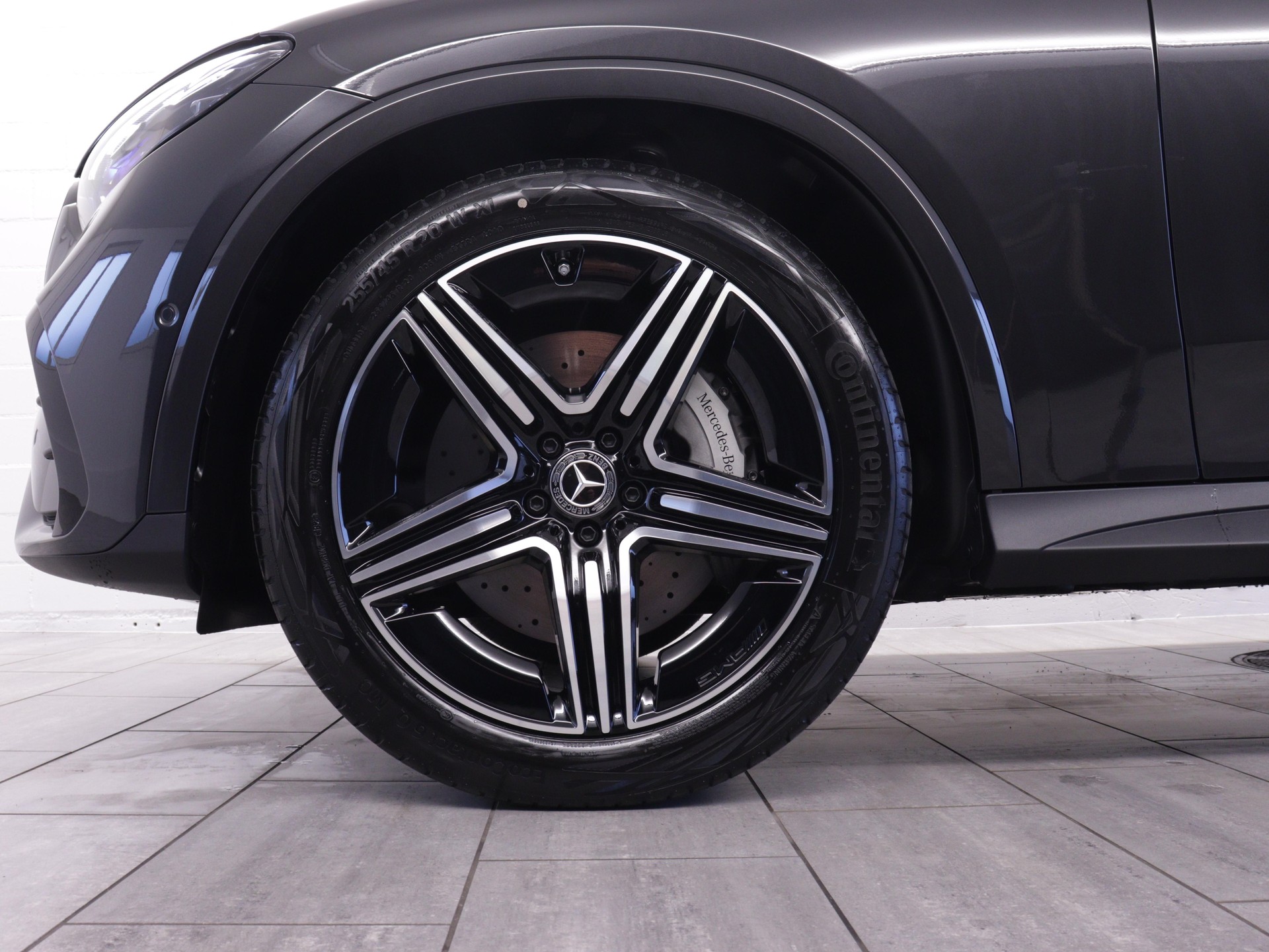 MERCEDES-BENZ GLC 220 d AMG Line 4matic-image-16