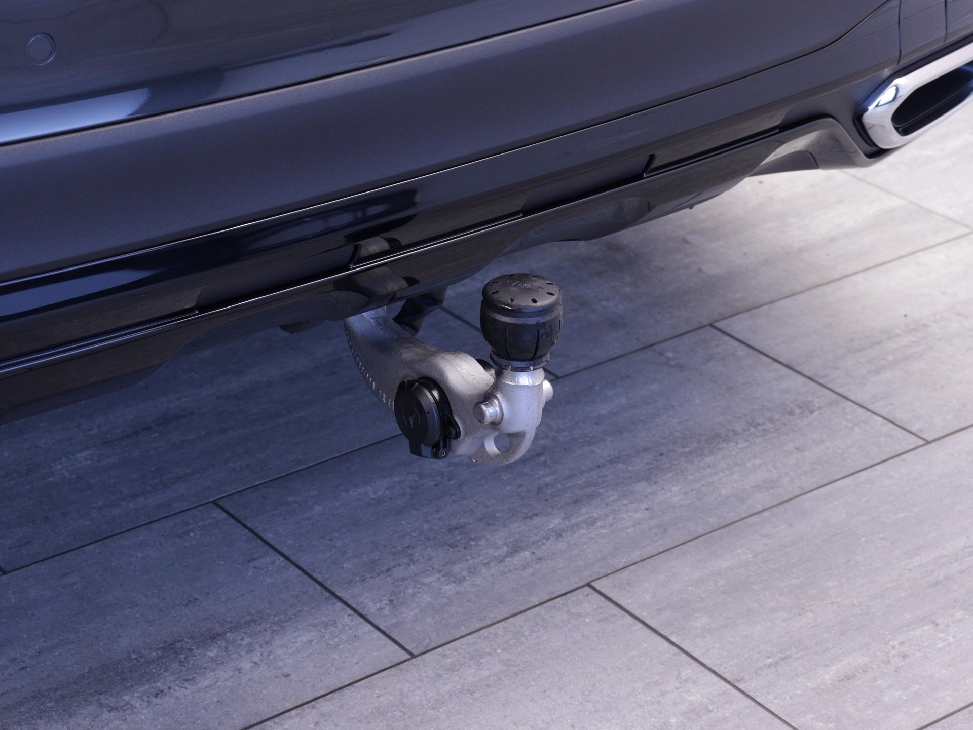 MERCEDES-BENZ GLC 220 d AMG Line 4matic-image-15