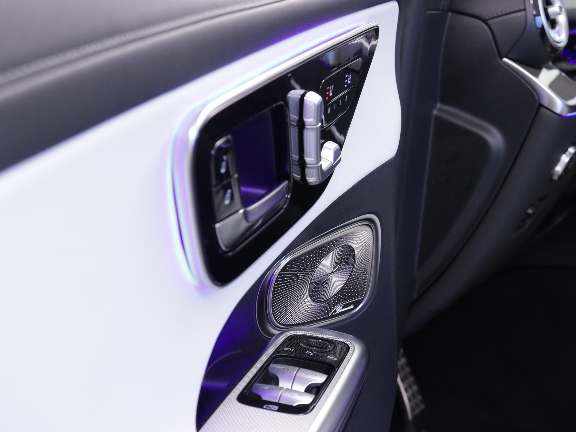 MERCEDES-BENZ GLC 220 d AMG Line 4matic-image-8