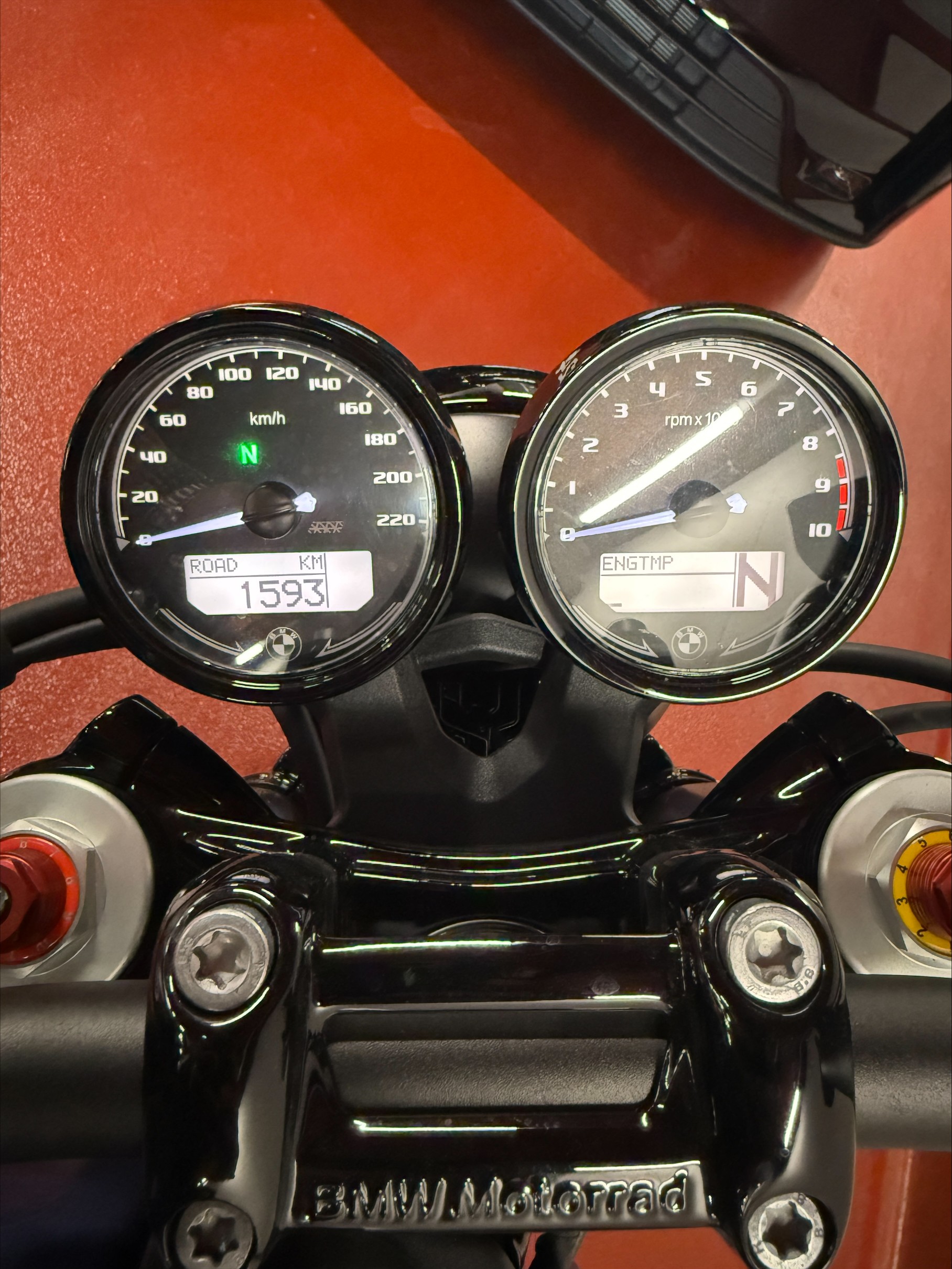 BMW R nineT-image-4