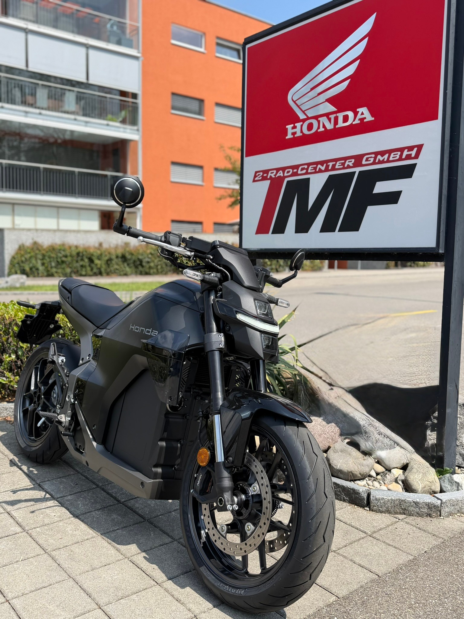 HONDA WN7 ELEKTRO-image-1