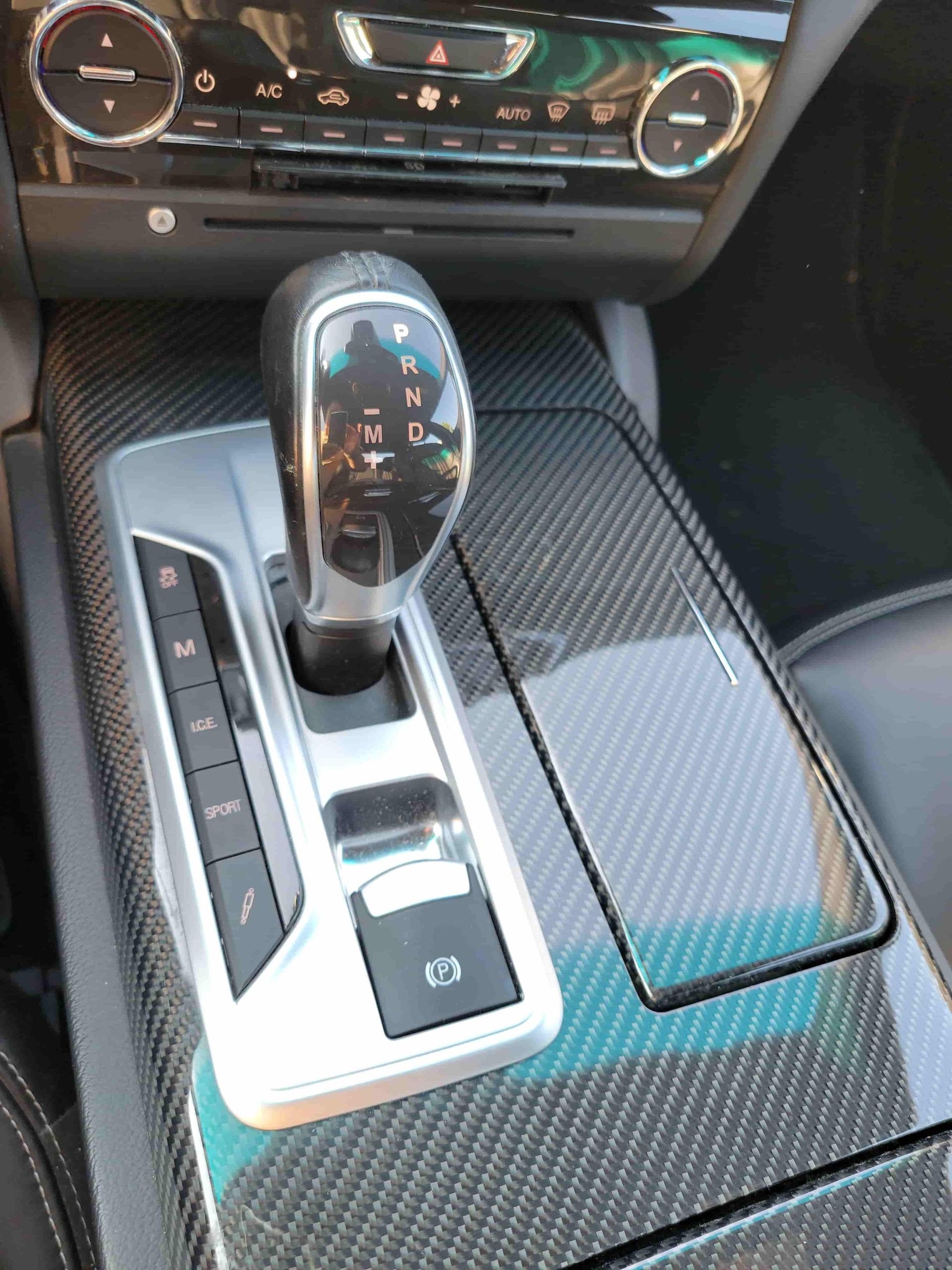 MASERATI SQ4 Automatica 4x4-image-8