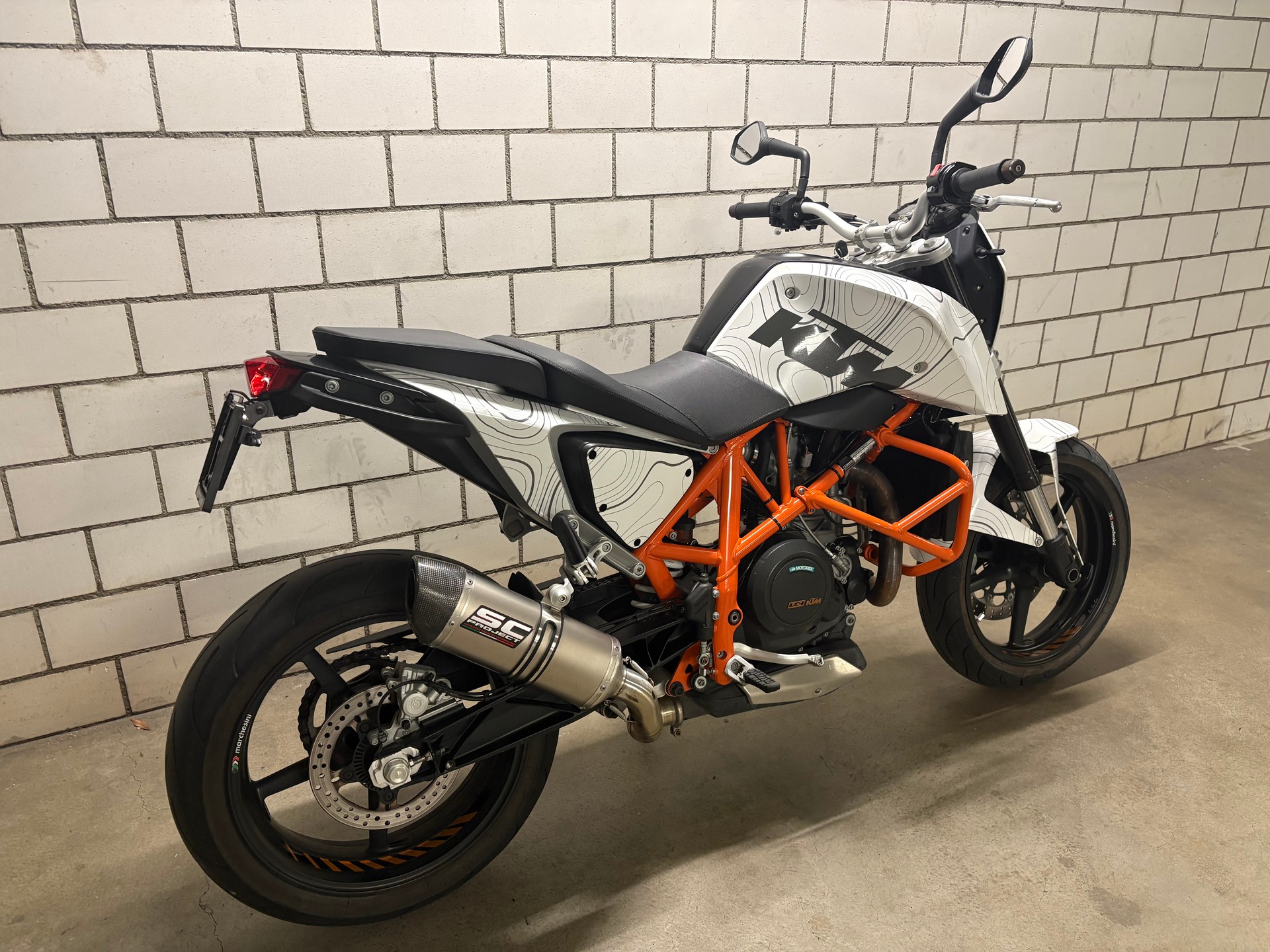 KTM 690 Duke ABS-image-2