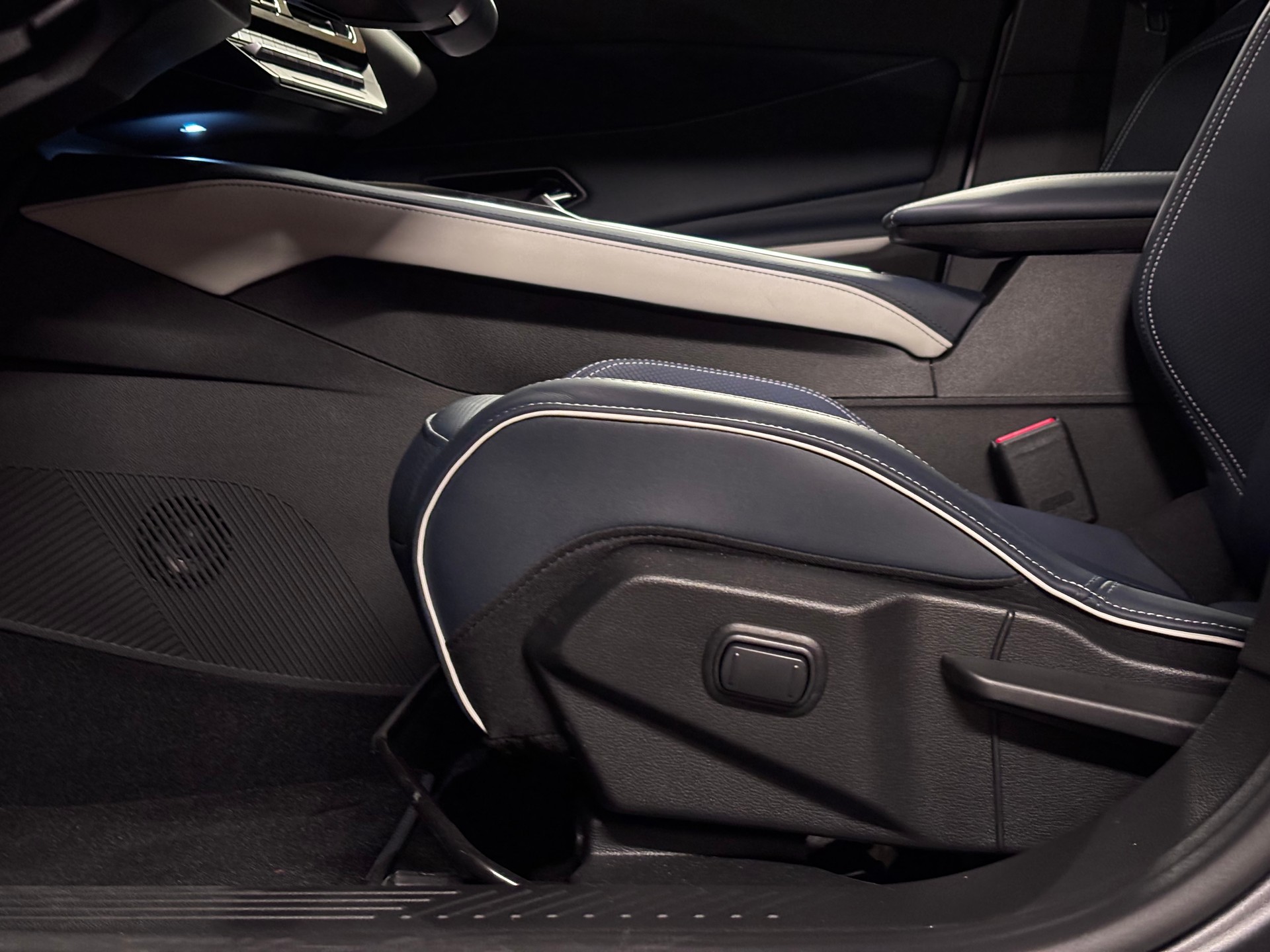 ALPINE A290 180 52kWh GT Premium-image-14