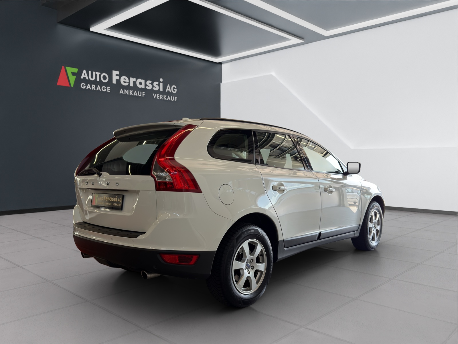 VOLVO XC60 D3 AWD Kinetic Geartronic-image-5