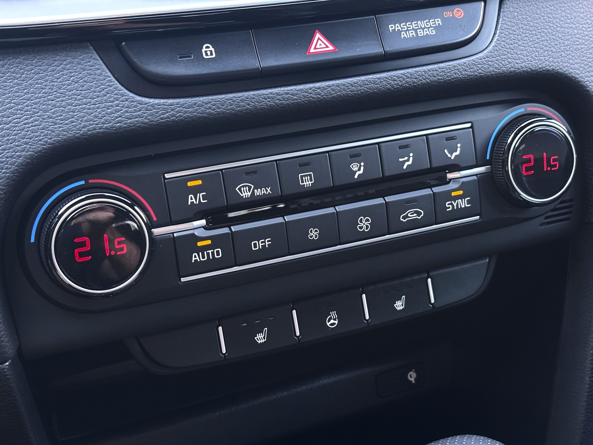 KIA ProCeed 1.5 T-GDi GT-Line DCT-image-19