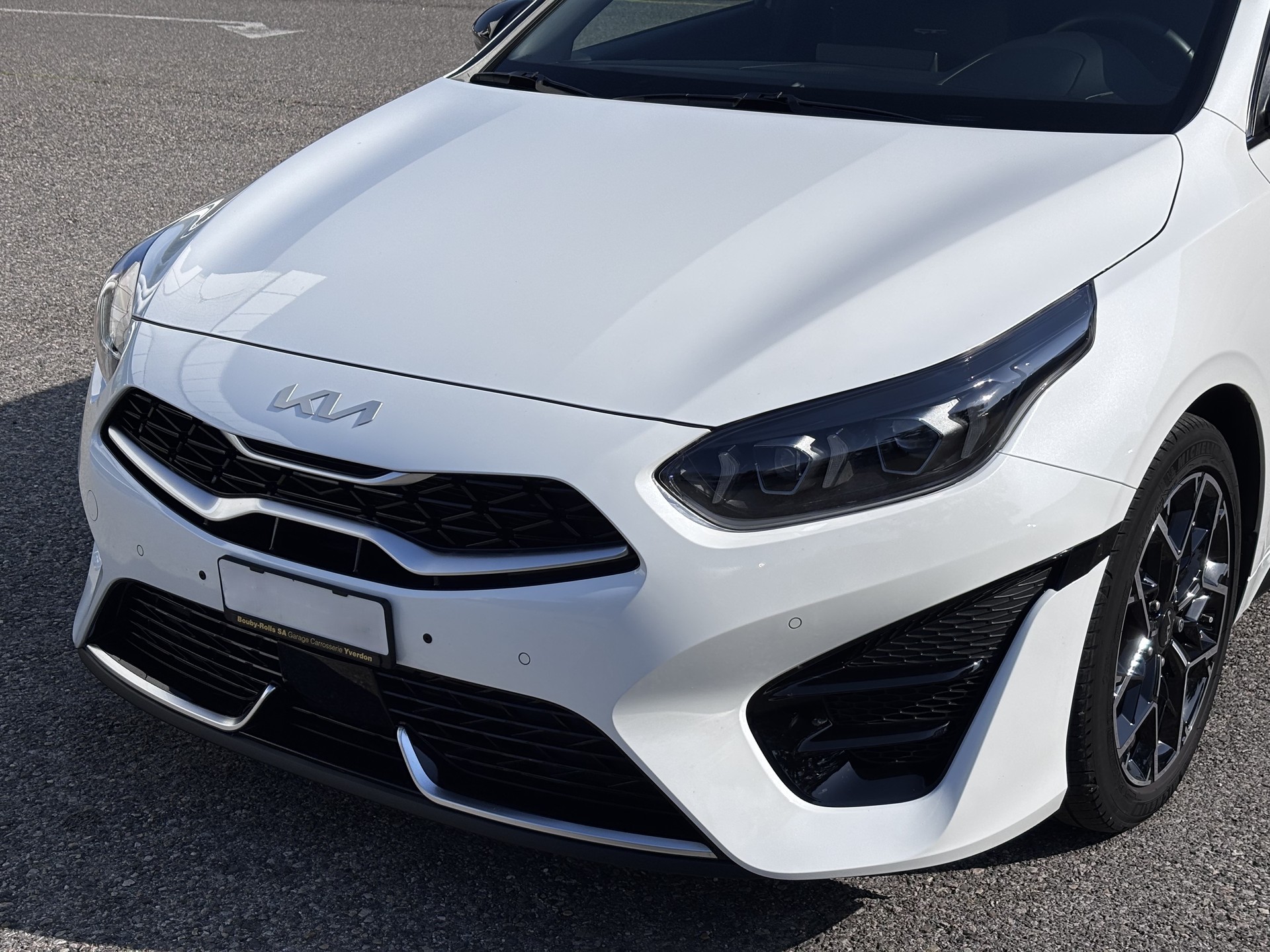 KIA ProCeed 1.5 T-GDi GT-Line DCT-showroom-element-1