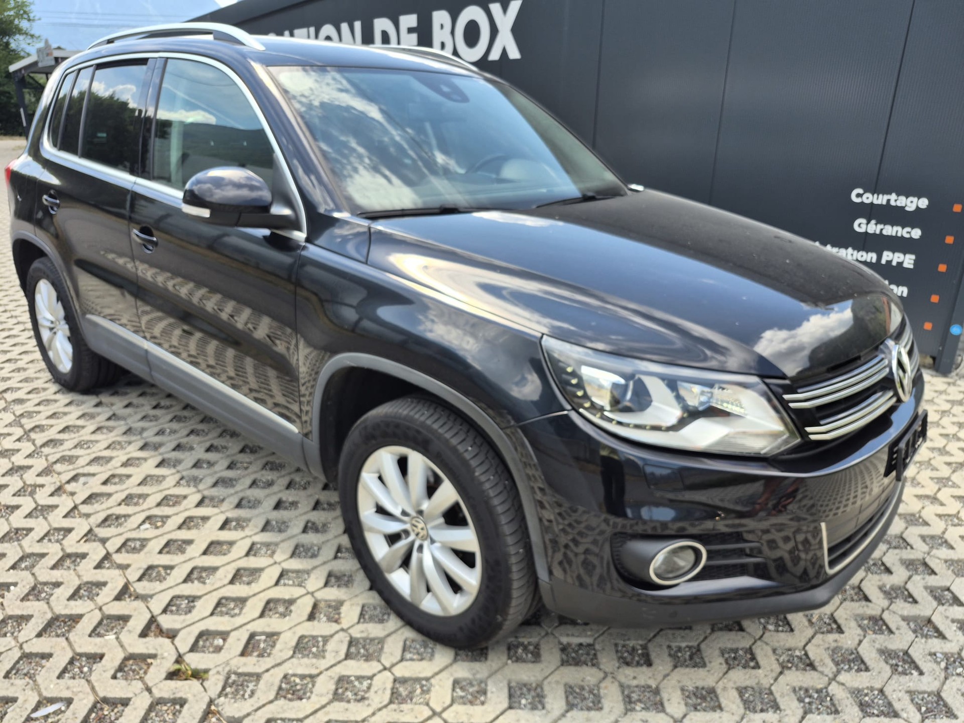 VW Tiguan 2.0 TDI BlueMotion Trend&Fun 4Motion DSG-image-2