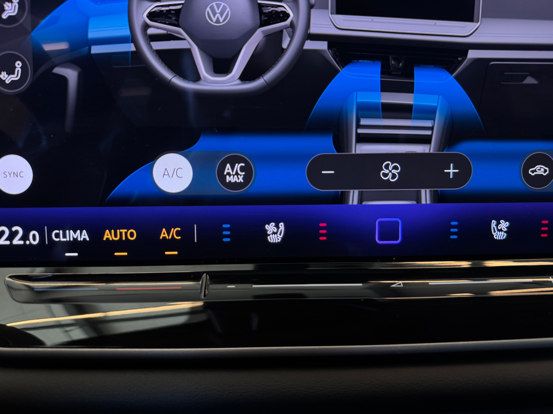 VW Tiguan 2.0 TDI SCR R-Line DSG 4motion-image-25