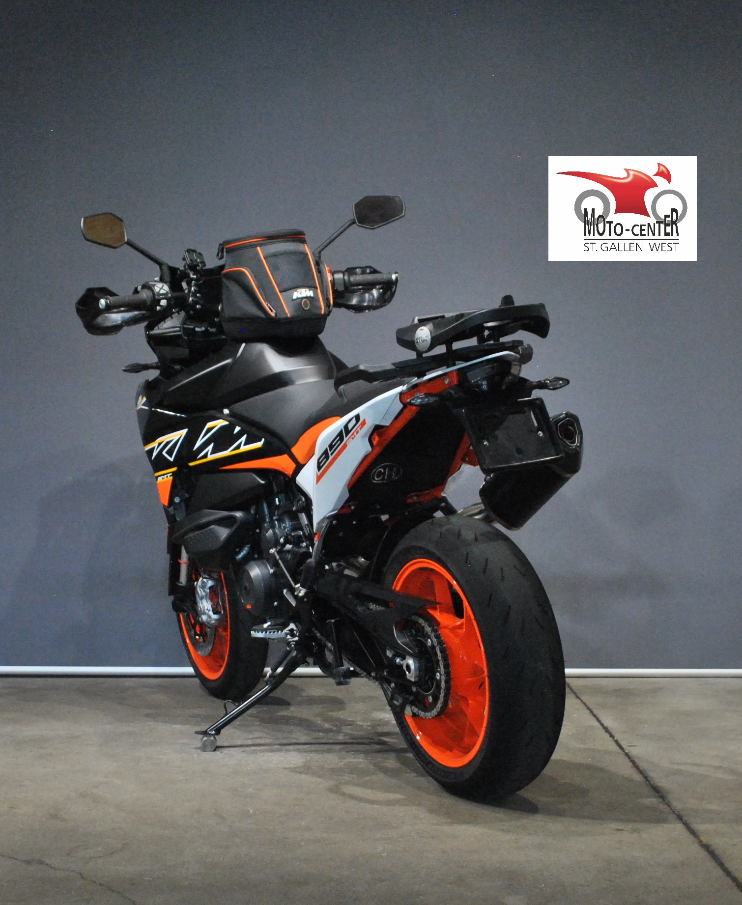 KTM 890 SMT-image-3