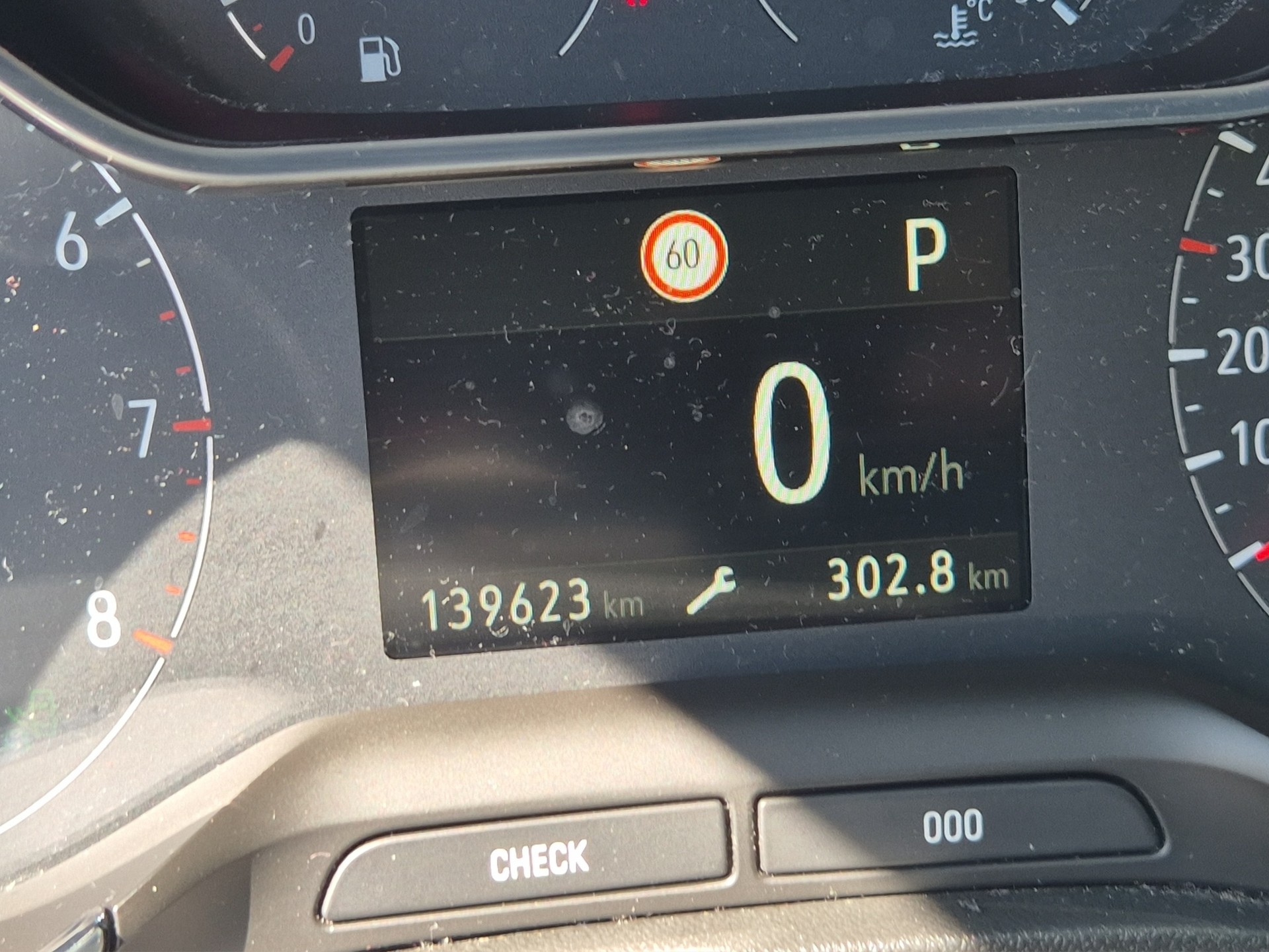 OPEL Crossland X 1.2i Excellence Automatik-image-13