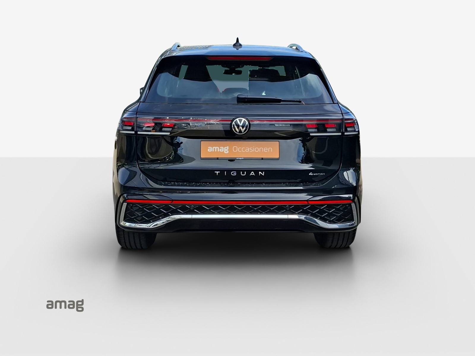VW Tiguan 2.0 TSI DSG R-Line 4Motion-showroom-element-3