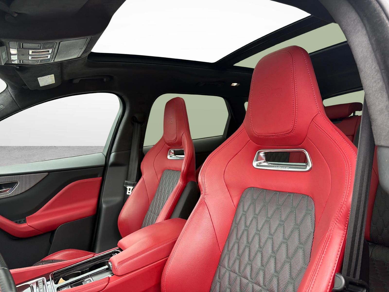 JAGUAR F-Pace 5.0 V8 SVR AWD-showroom-element-2