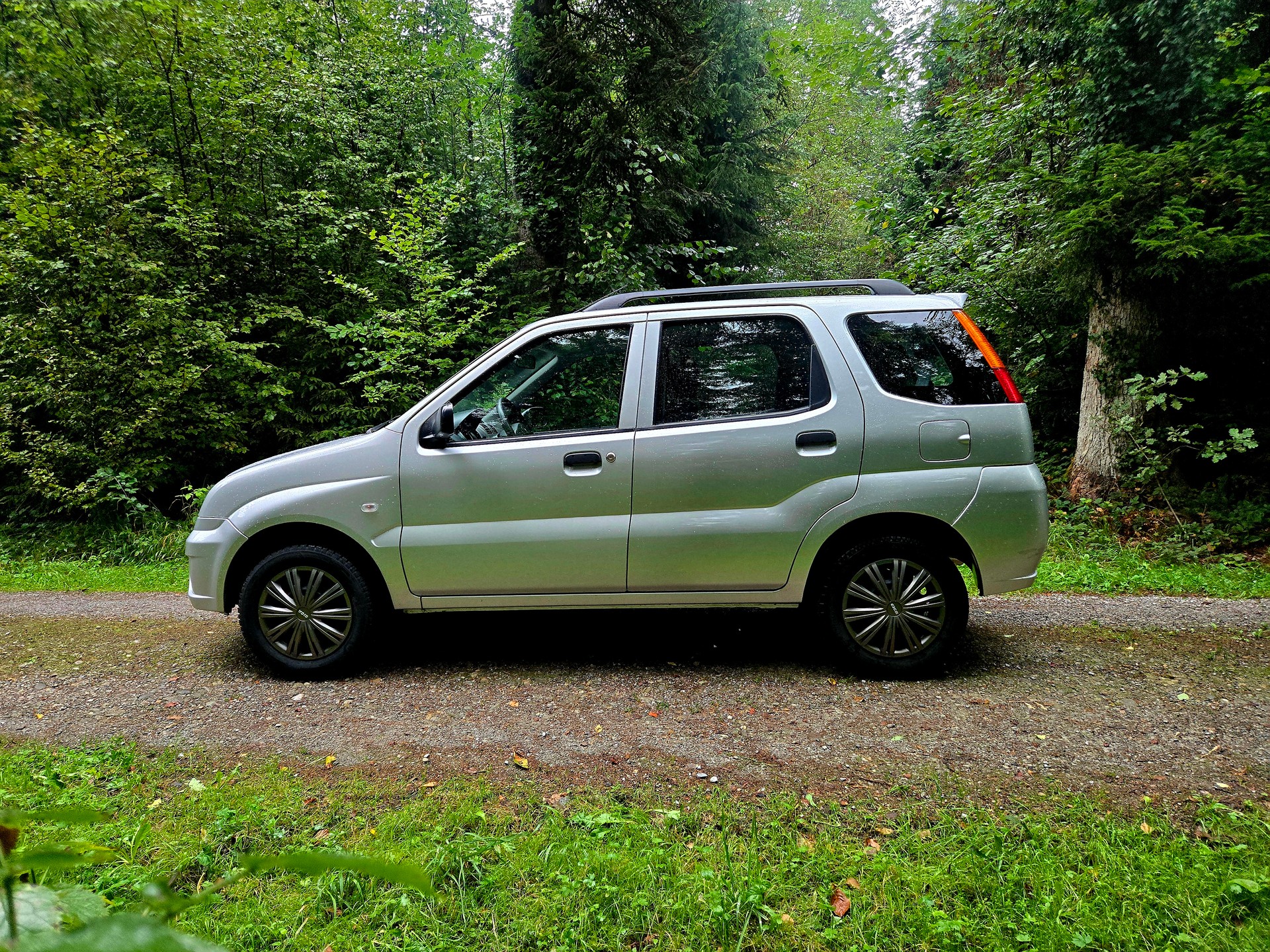 SUBARU G3X Justy 1.3 AWD-image-12