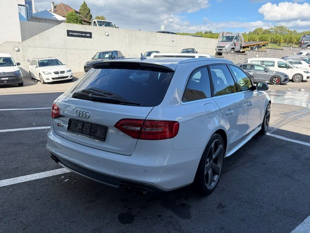 AUDI S4 Avant 3.0 V6 TFSI quattro S-Tronic-showroom-element-3