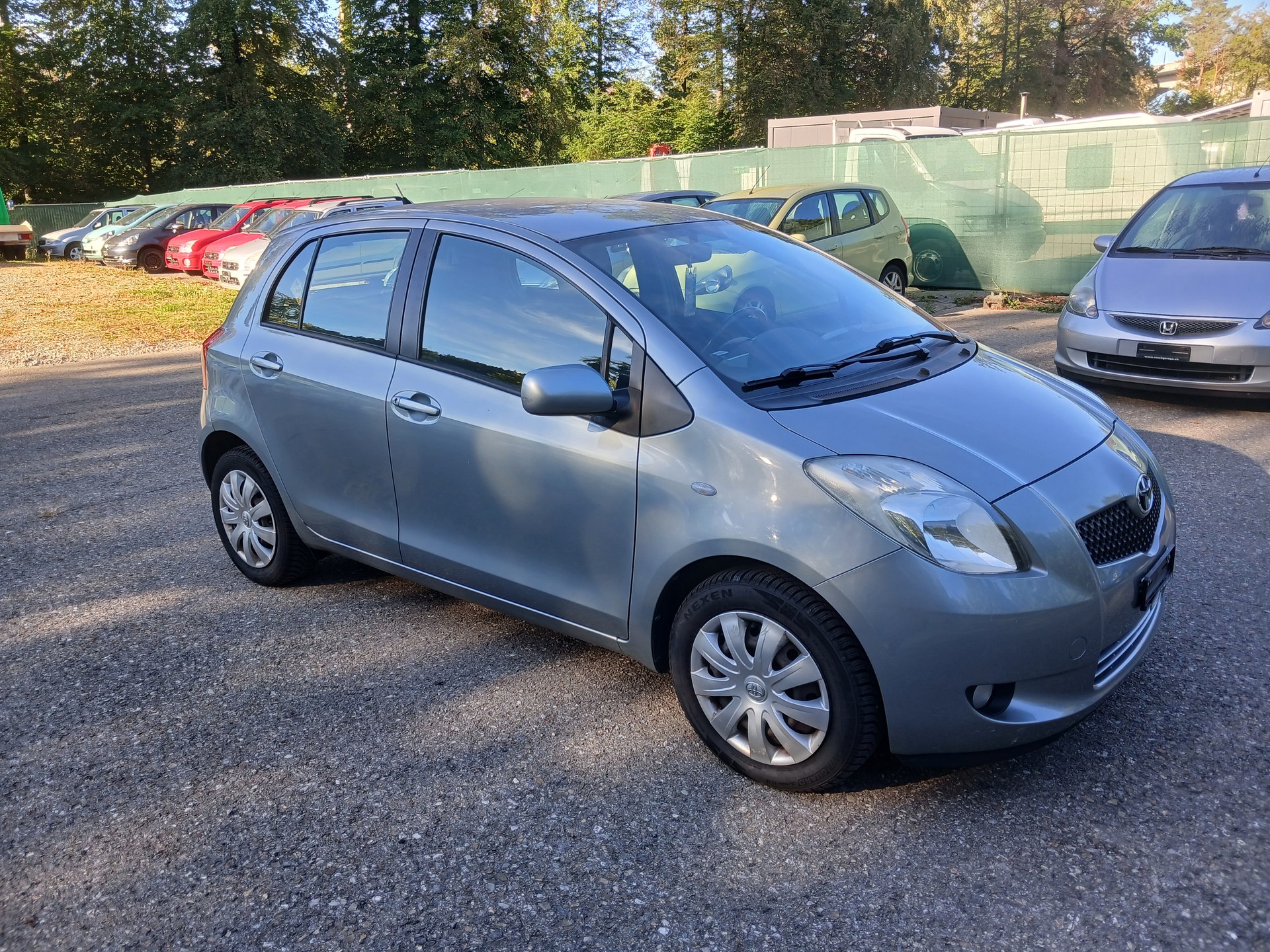 TOYOTA Yaris 1.3 Linea Luna-showroom-element-2