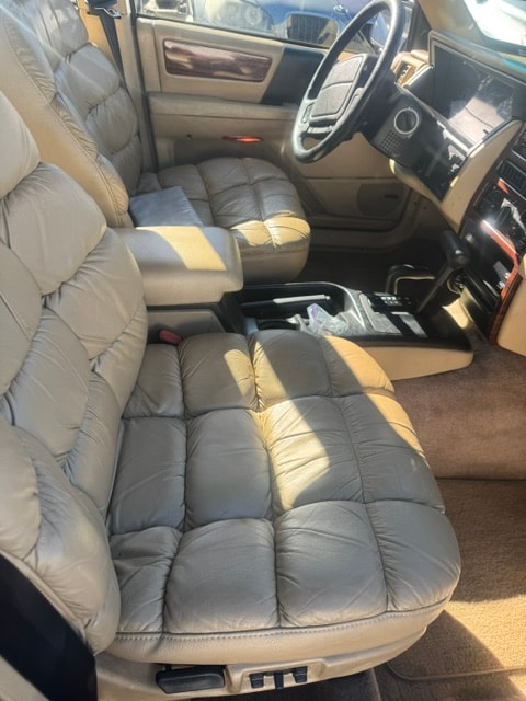 JEEP Grand Cherokee 5.2 Limited Automatic-image-13