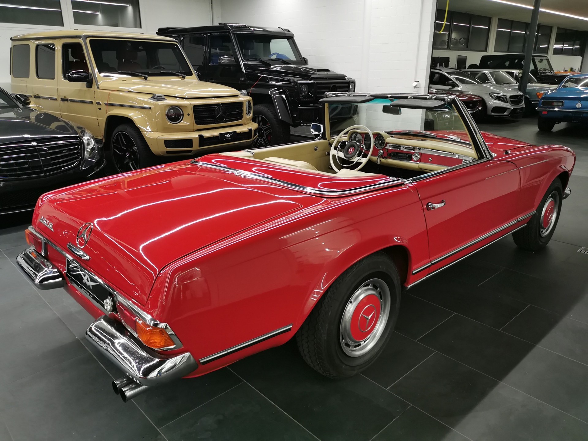 MERCEDES-BENZ SL 230-showroom-element-1