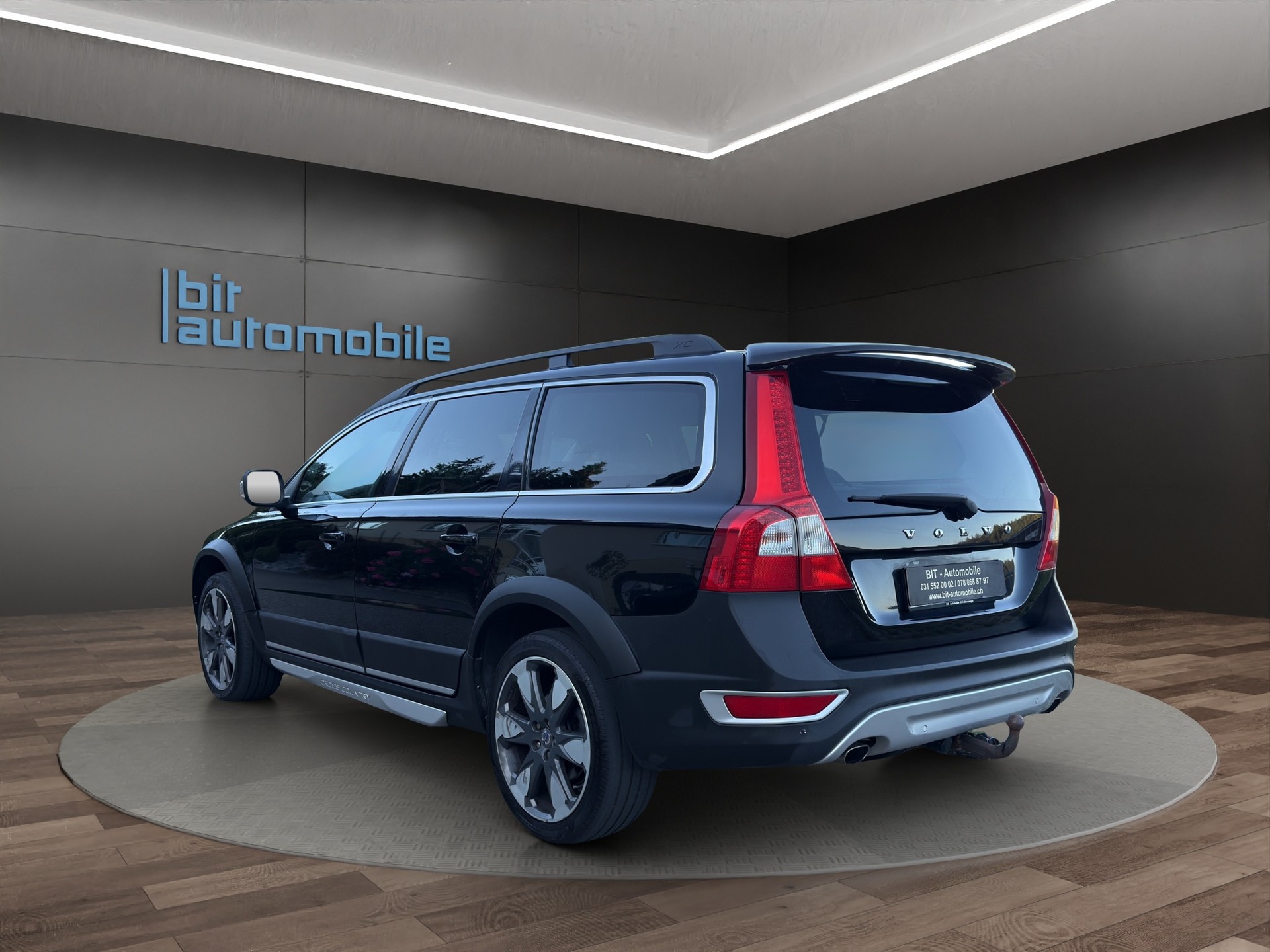 VOLVO XC70 2.4D AWD Husky Edition Geartronic-image-4