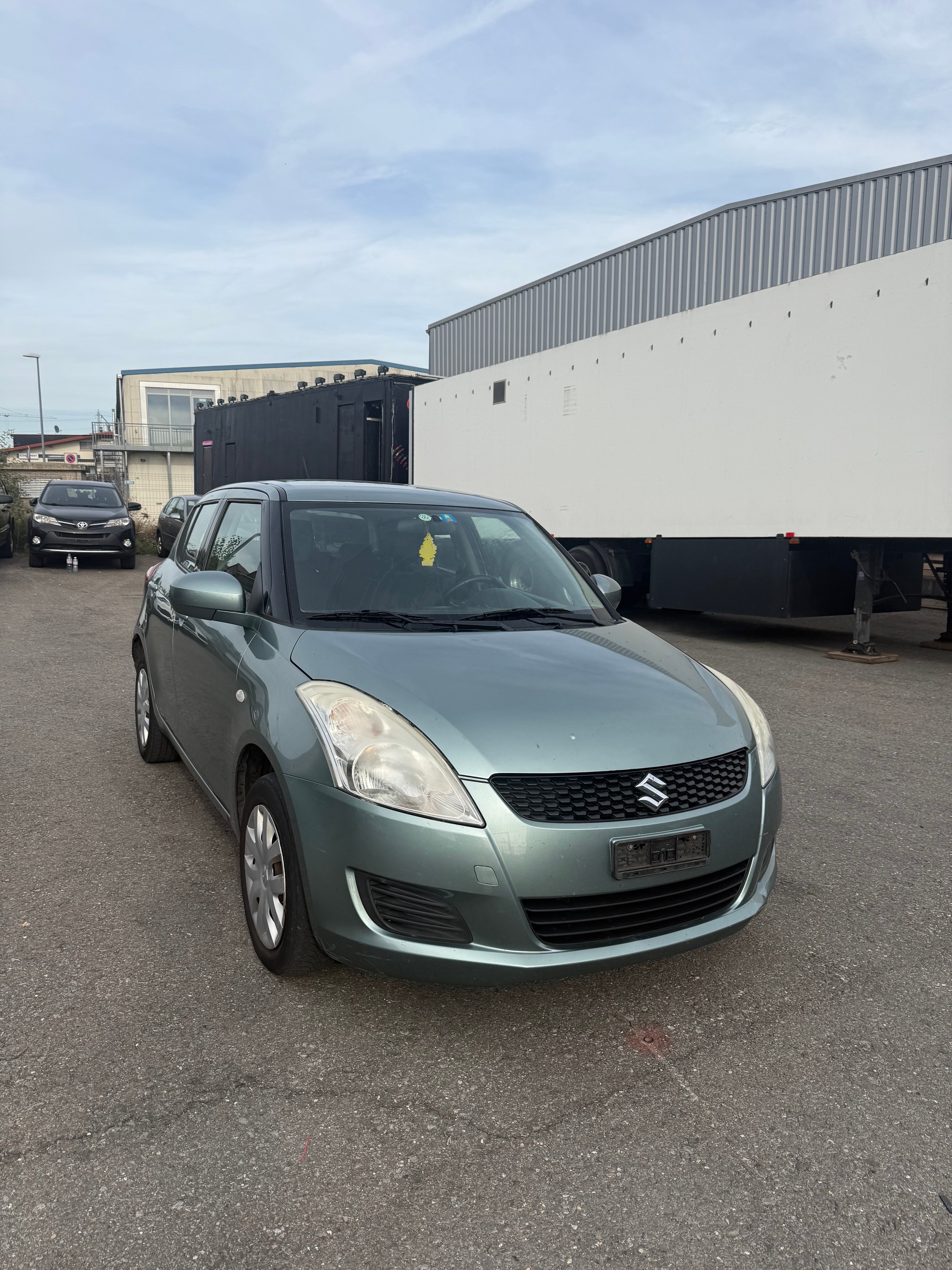 SUZUKI Swift 1.2i 16V GL 4x4-showroom-element-1