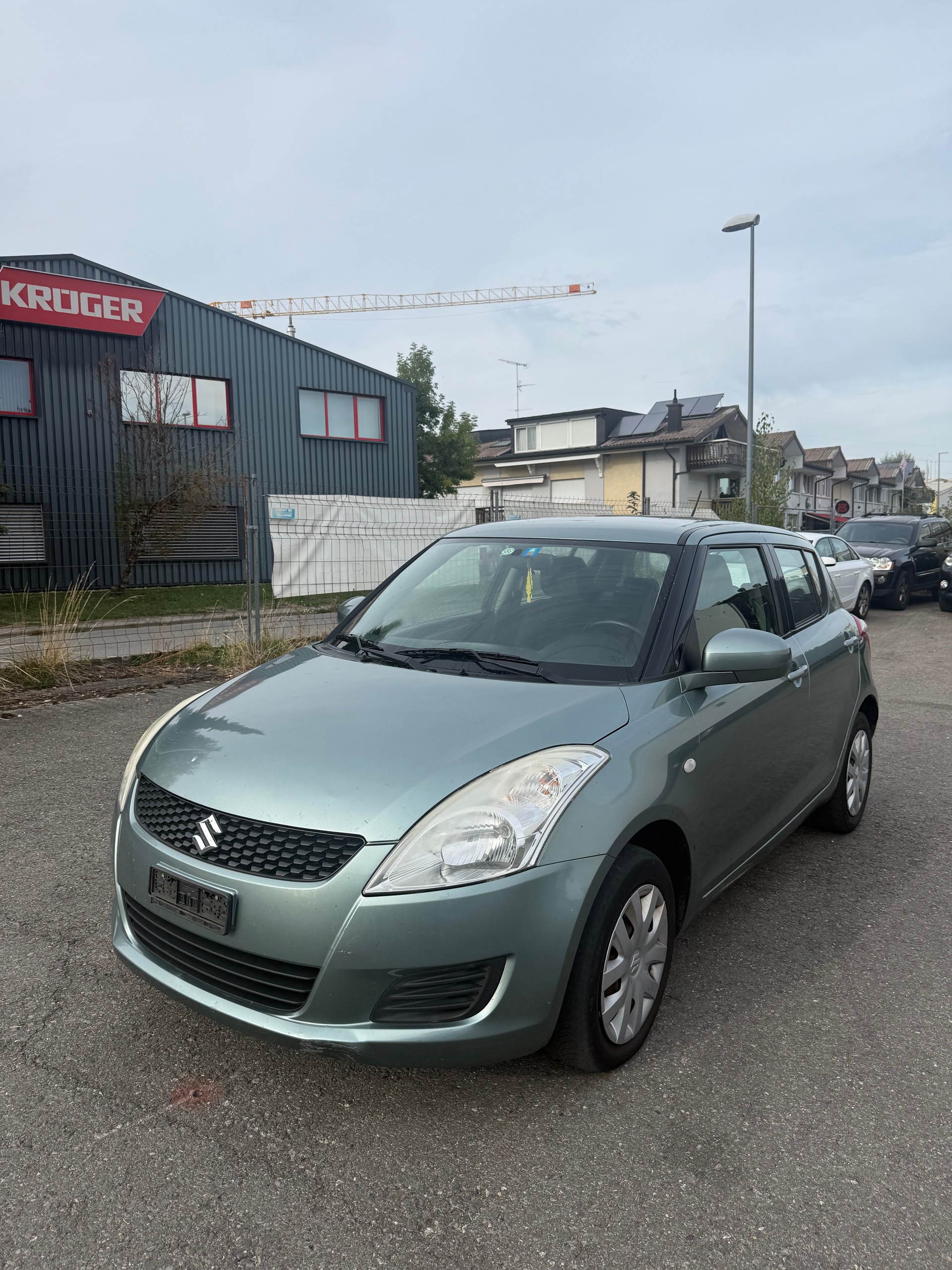 SUZUKI Swift 1.2i 16V GL 4x4-showroom-element-2