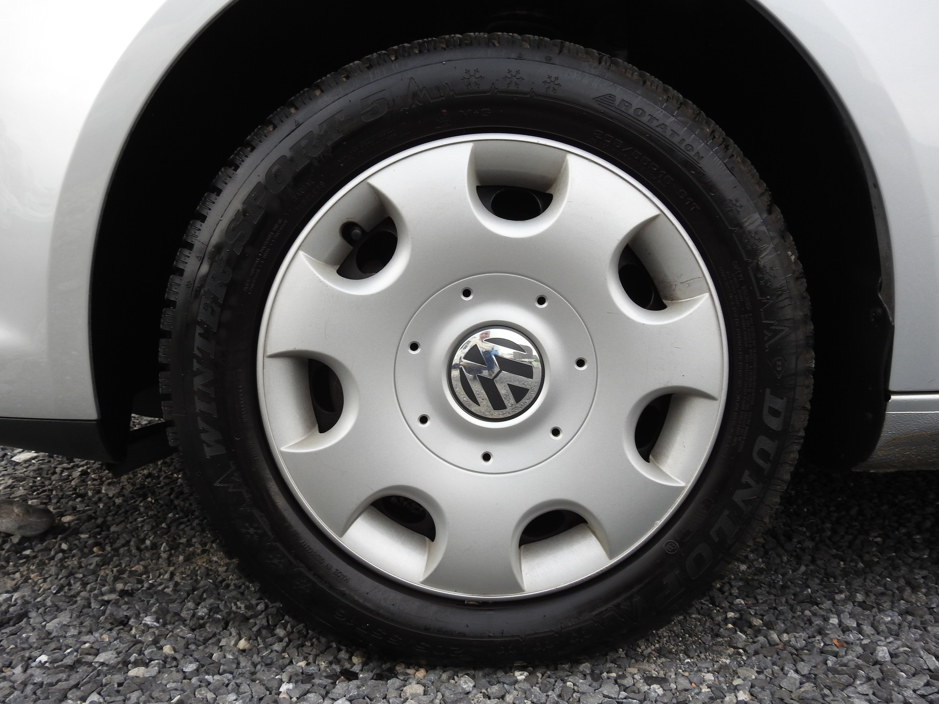 VW Touran 2.0 TDI Trendline-image-8