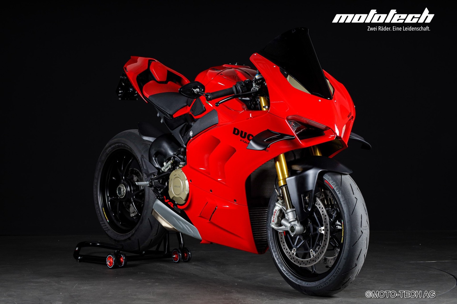 DUCATI Panigale V4 S-image-0
