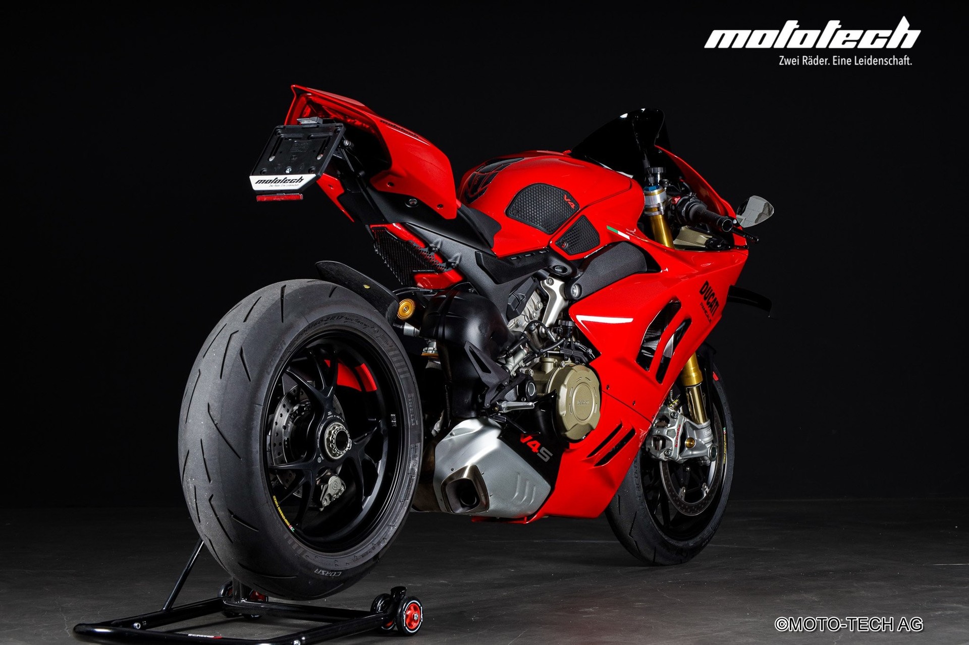 DUCATI Panigale V4 S-image-2