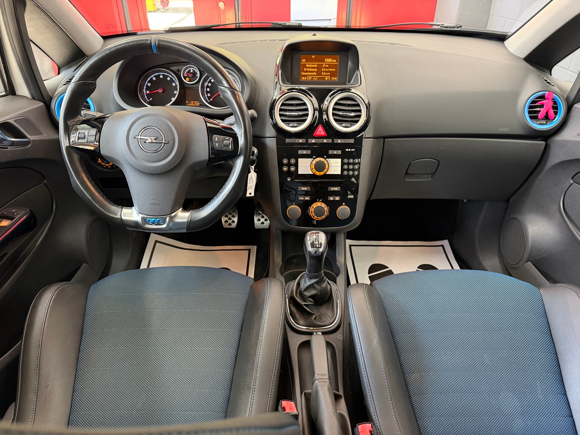 OPEL Corsa 1.6 Turbo OPC //NEU AB MFK!-image-10