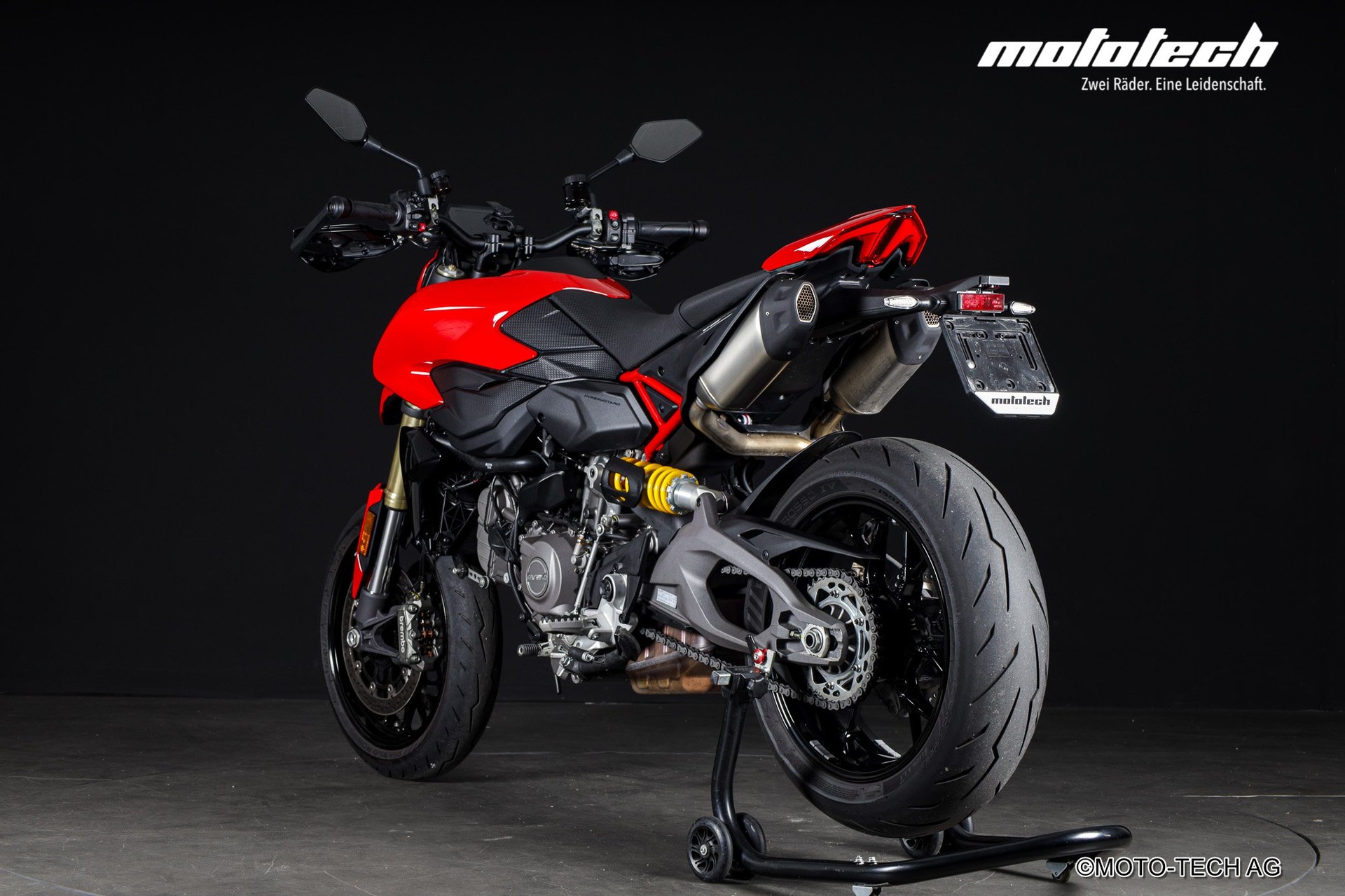 DUCATI Hypermotard V2 (88kW)-image-3
