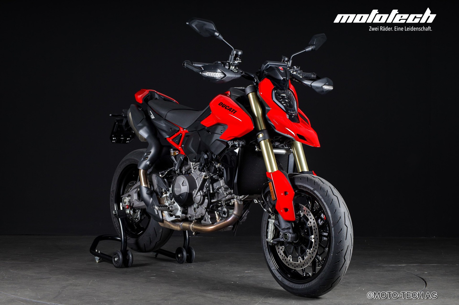 DUCATI Hypermotard V2 (88kW)-image-0