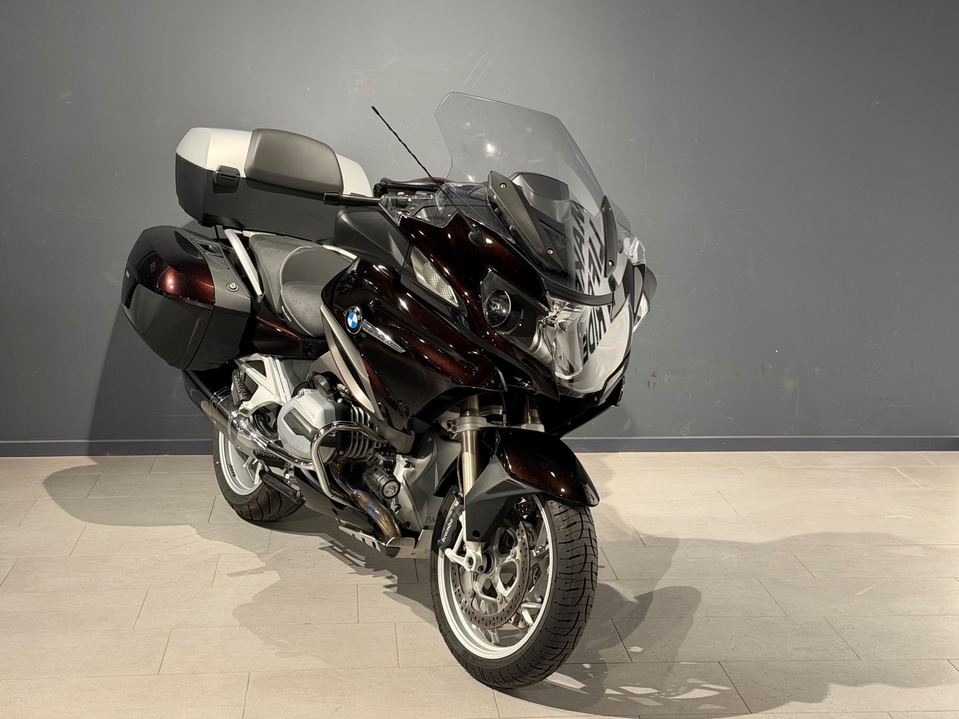BMW R 1200 RT ABS-showroom-element-1
