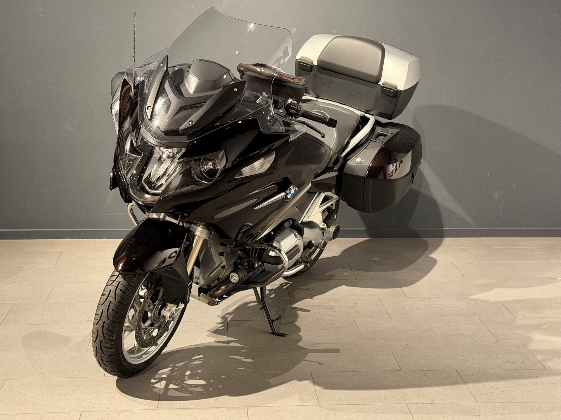 BMW R 1200 RT ABS-showroom-element-2