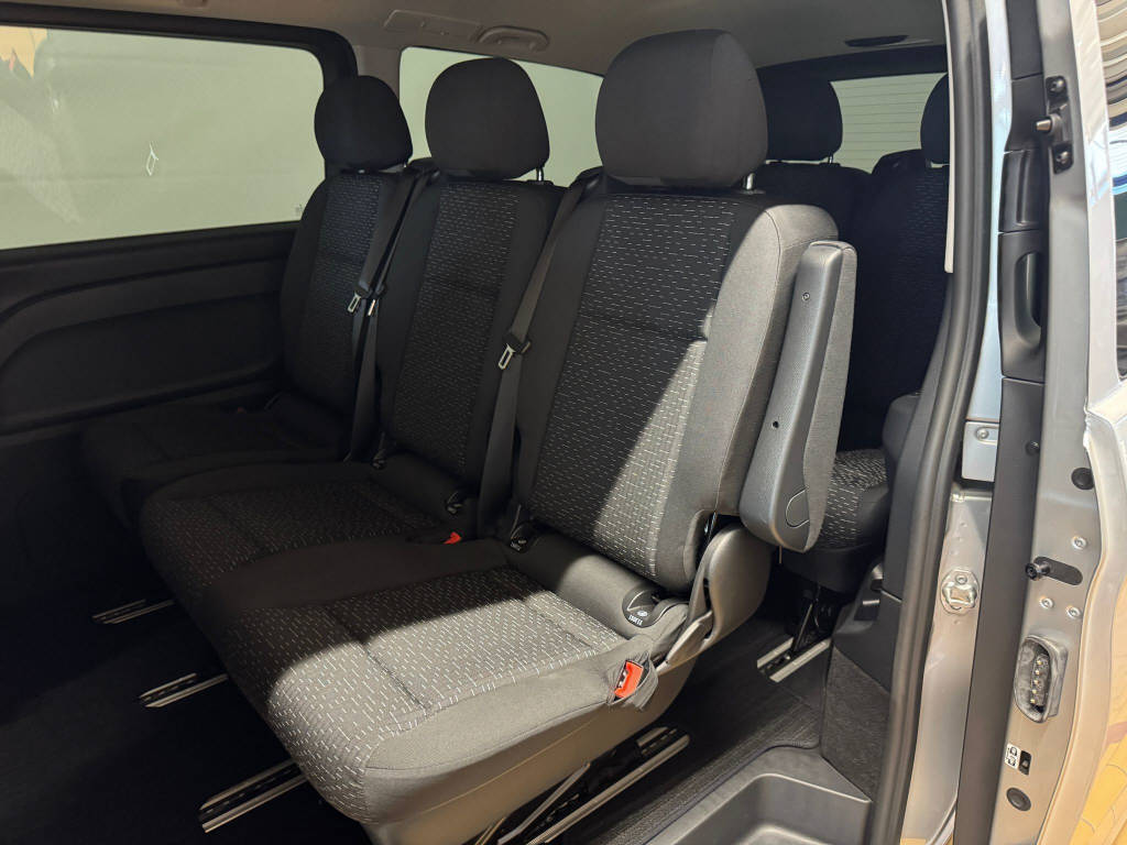 MERCEDES-BENZ eVito 129 Tourer Pro lang 90 Kwh-image-12