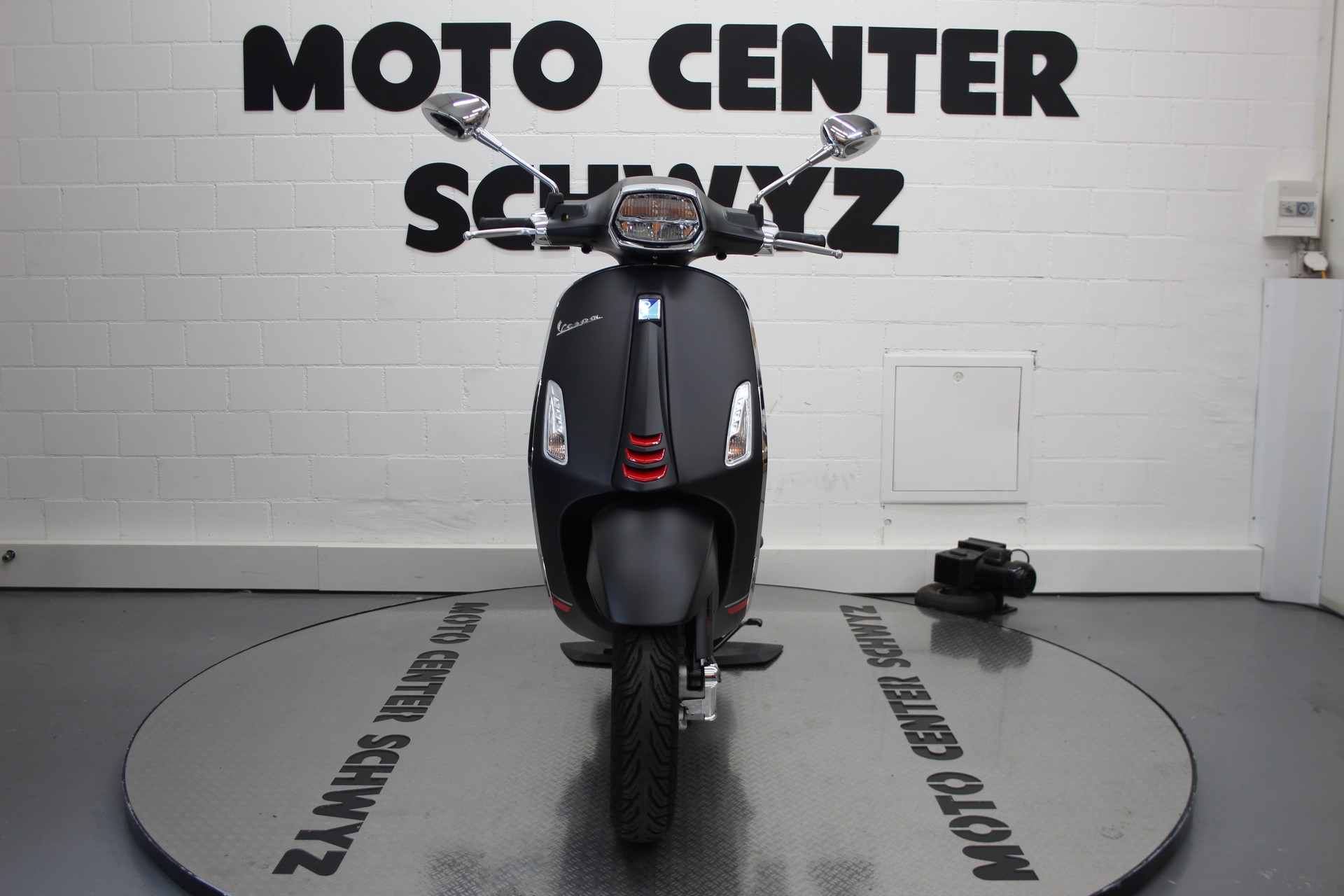 PIAGGIO Vespa 125 Sprint Sport ABS-image-2
